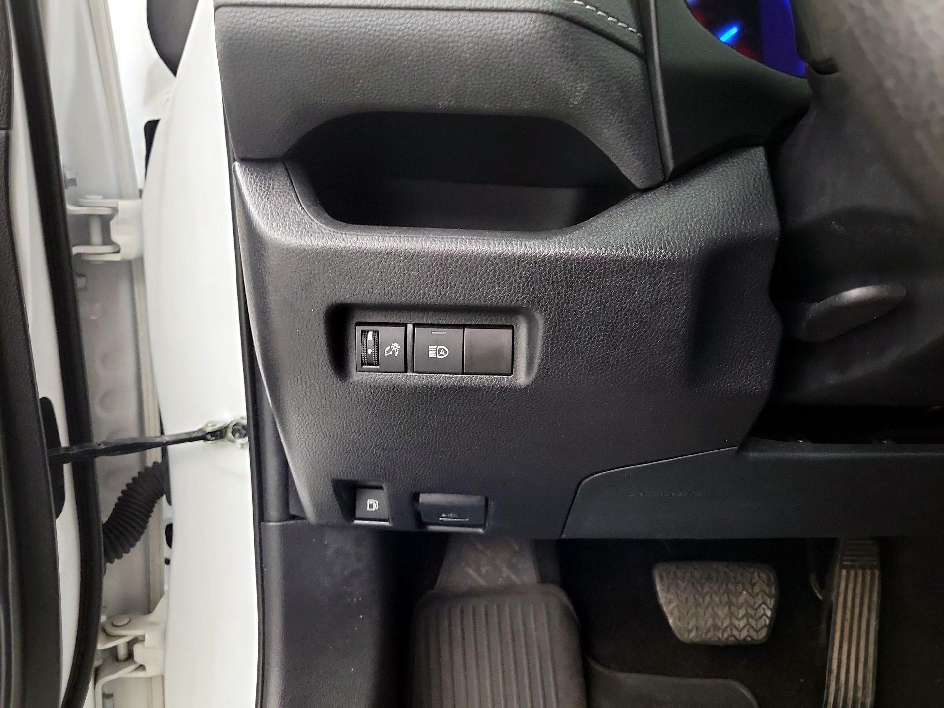 Thumbnail: 2024 Toyota RAV4 - 11