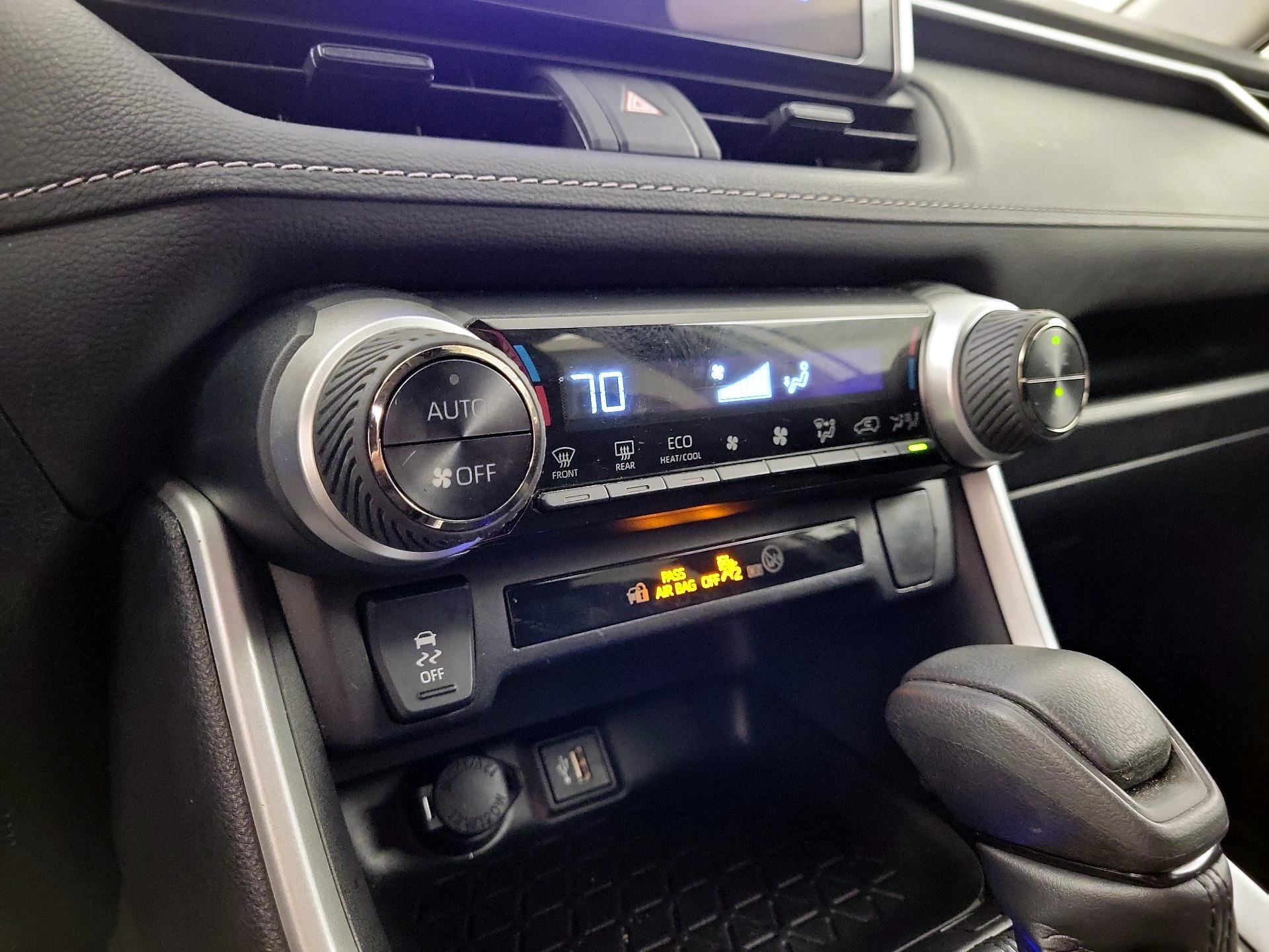 Thumbnail: 2024 Toyota RAV4 - 14