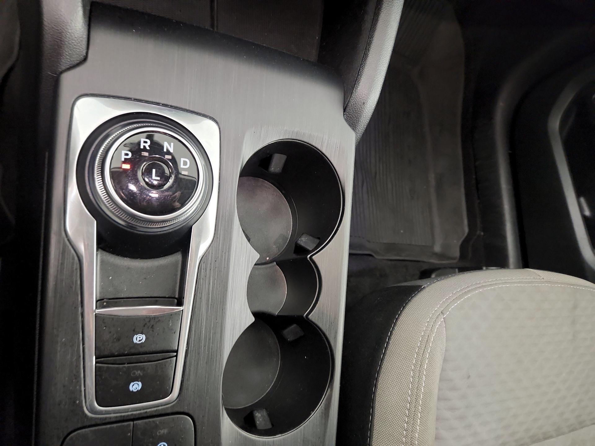 Thumbnail: 2022 Ford Escape - 15