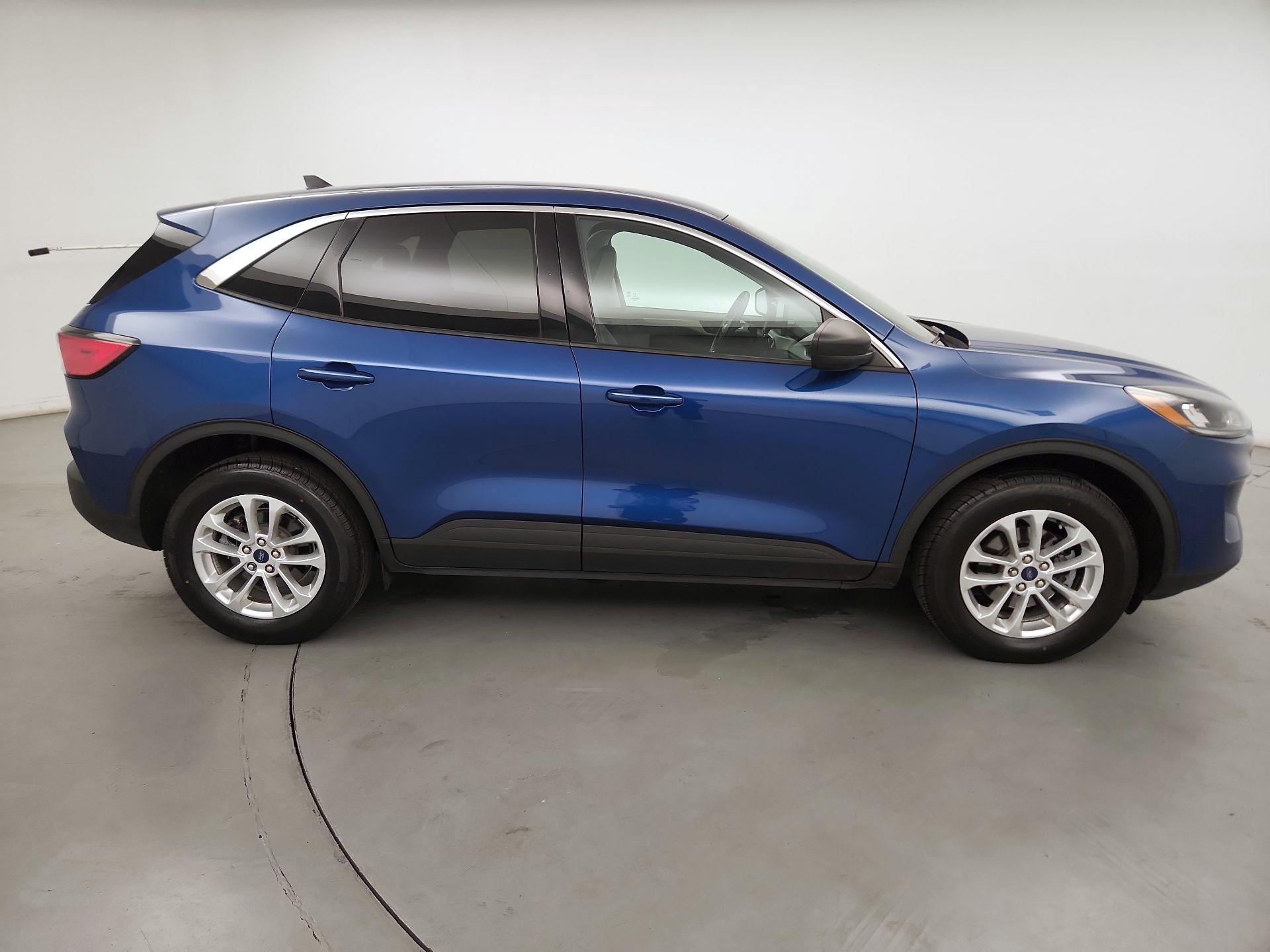 Thumbnail: 2022 Ford Escape - 4