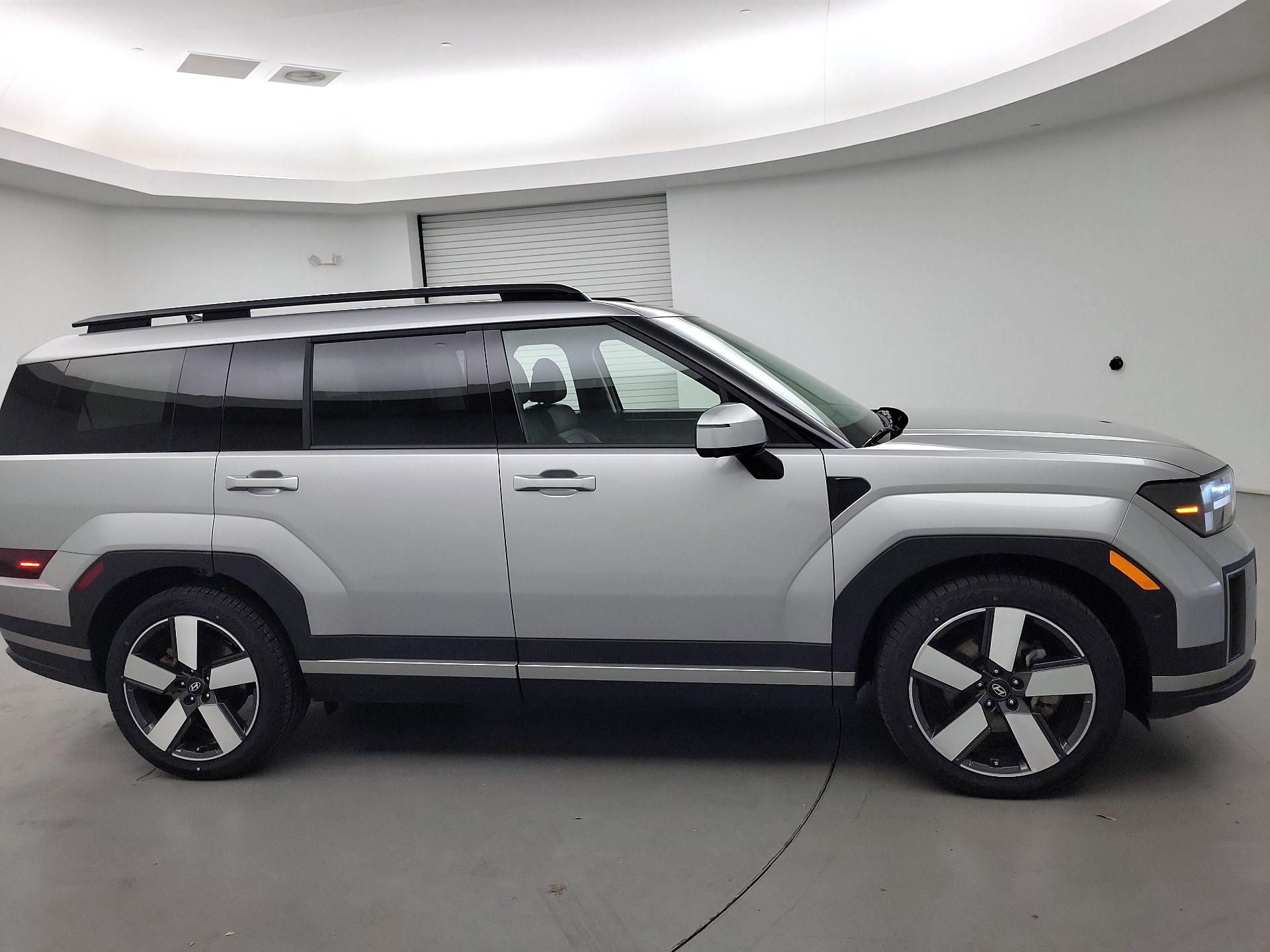 Thumbnail: 2024 Hyundai Santa Fe - 4