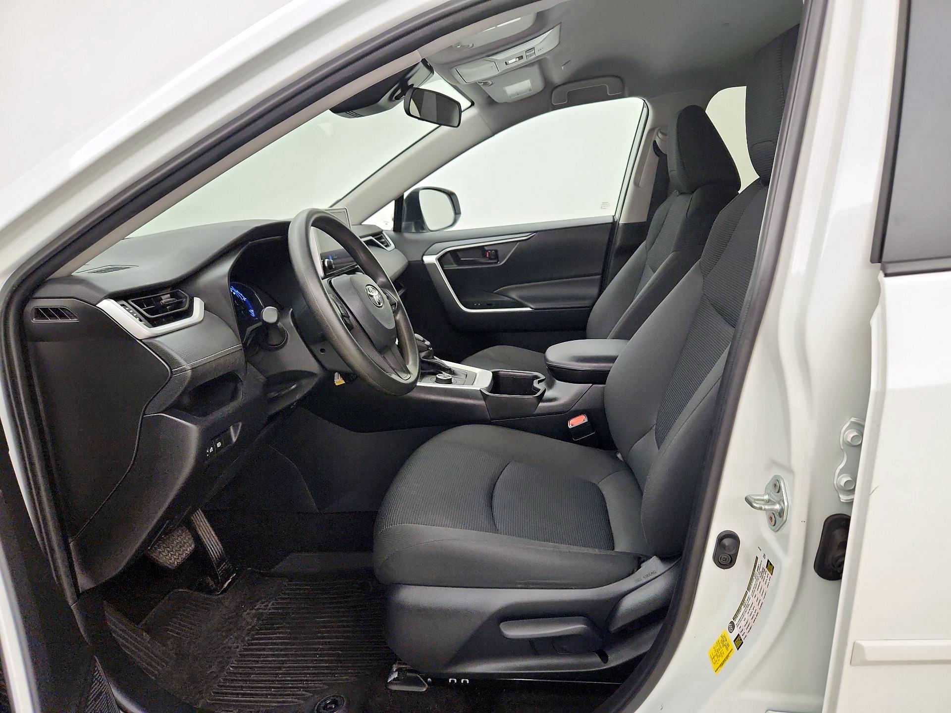 Thumbnail: 2024 Toyota RAV4 - 11