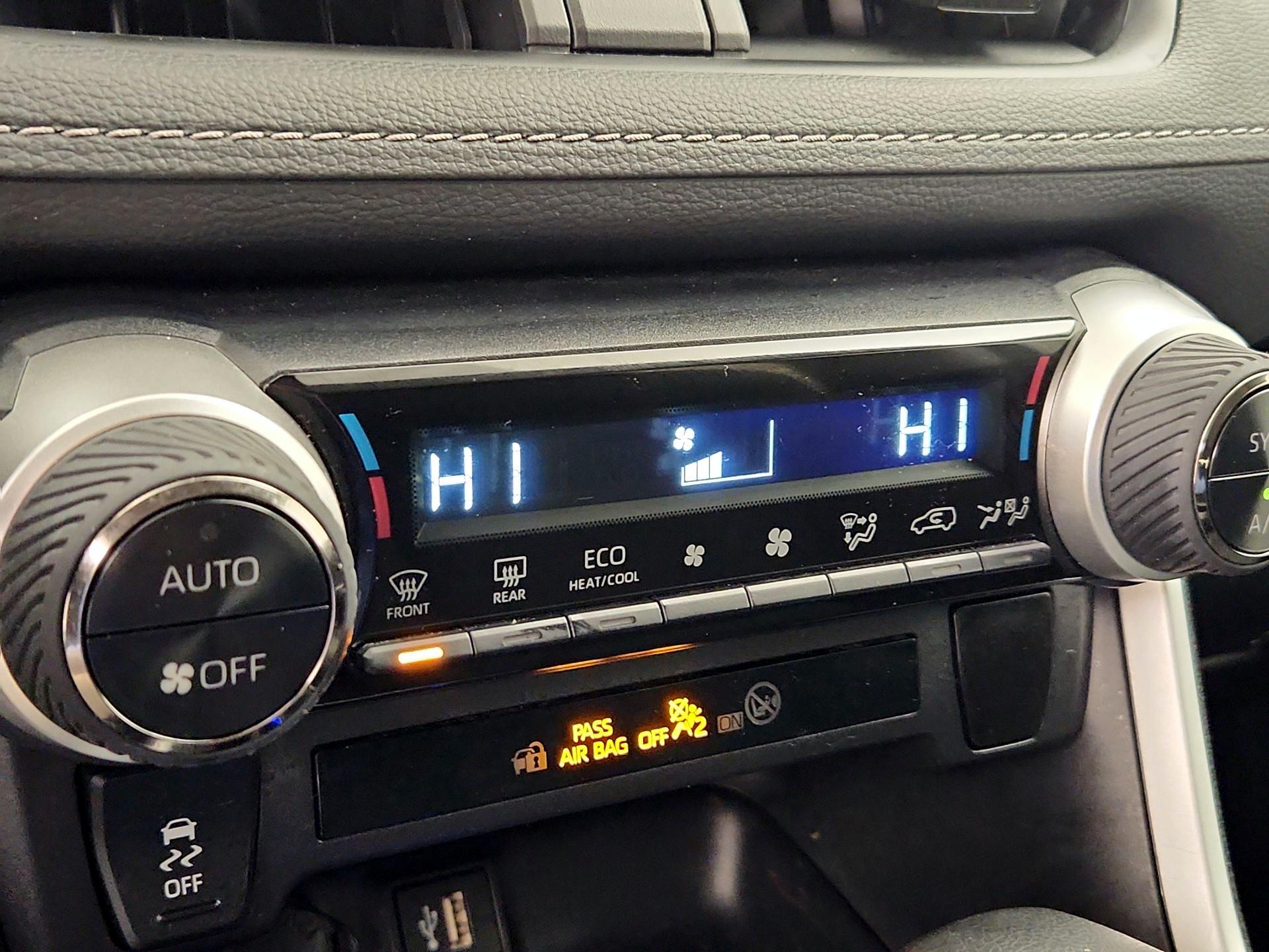 Thumbnail: 2024 Toyota RAV4 - 16