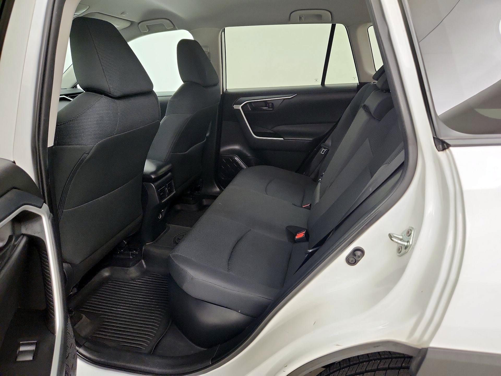 Thumbnail: 2024 Toyota RAV4 - 19