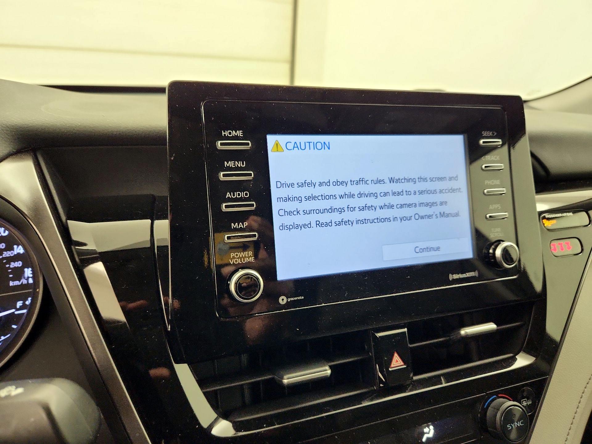 Thumbnail: 2022 Toyota Camry - 15