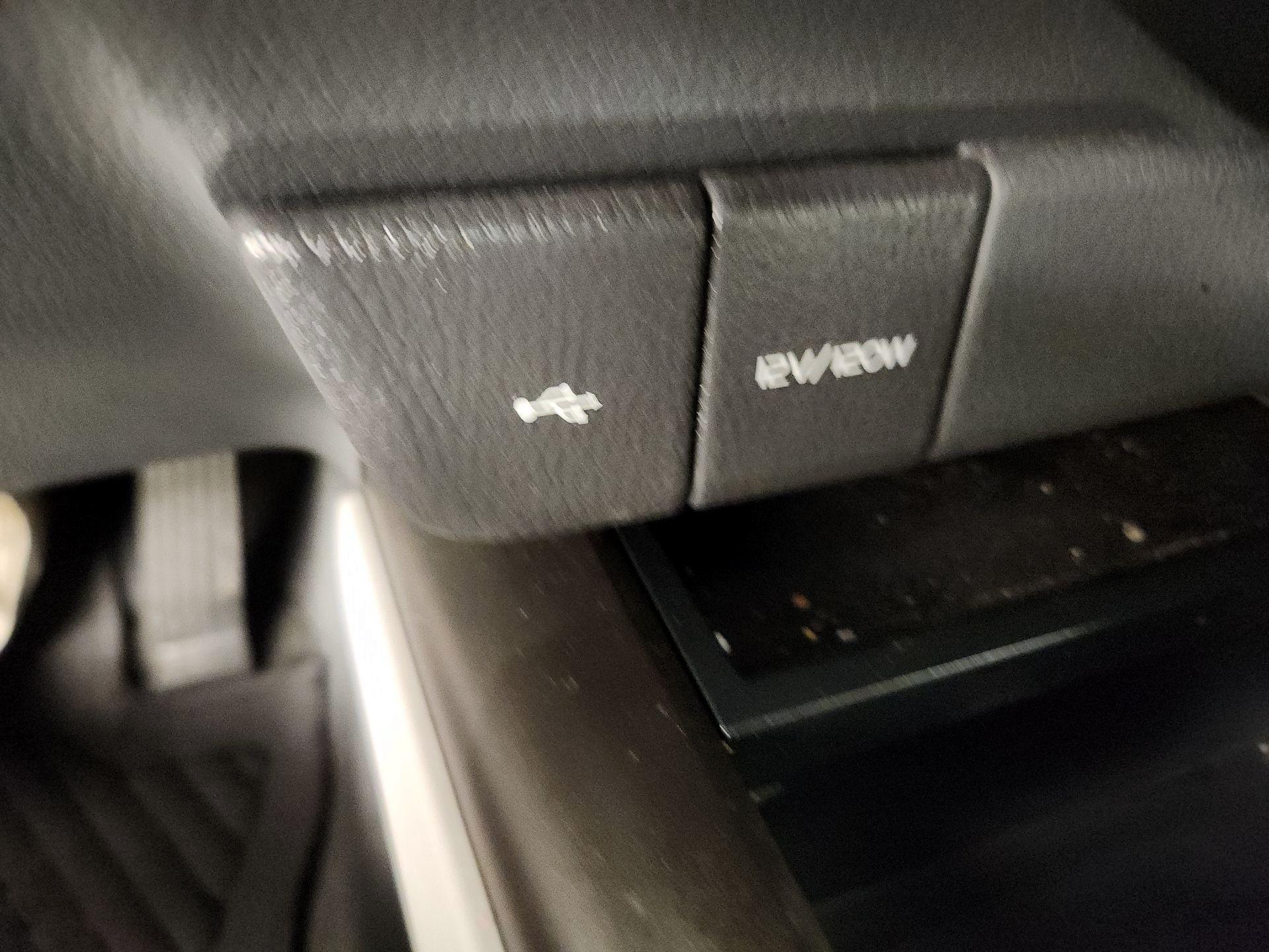 Thumbnail: 2022 Toyota Camry - 18