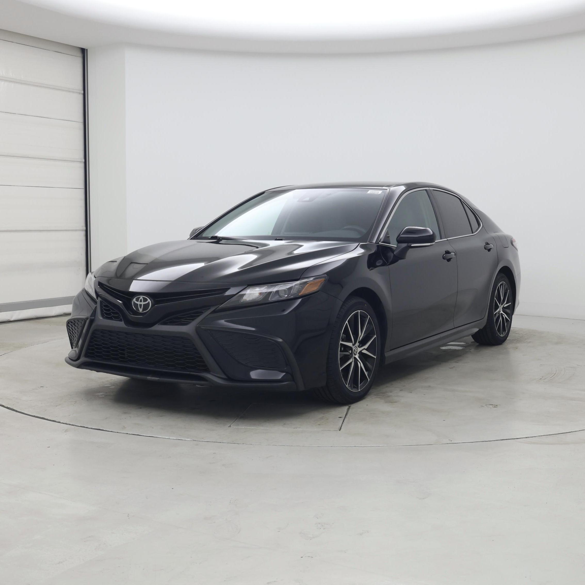 Thumbnail: 2022 Toyota Camry - 4