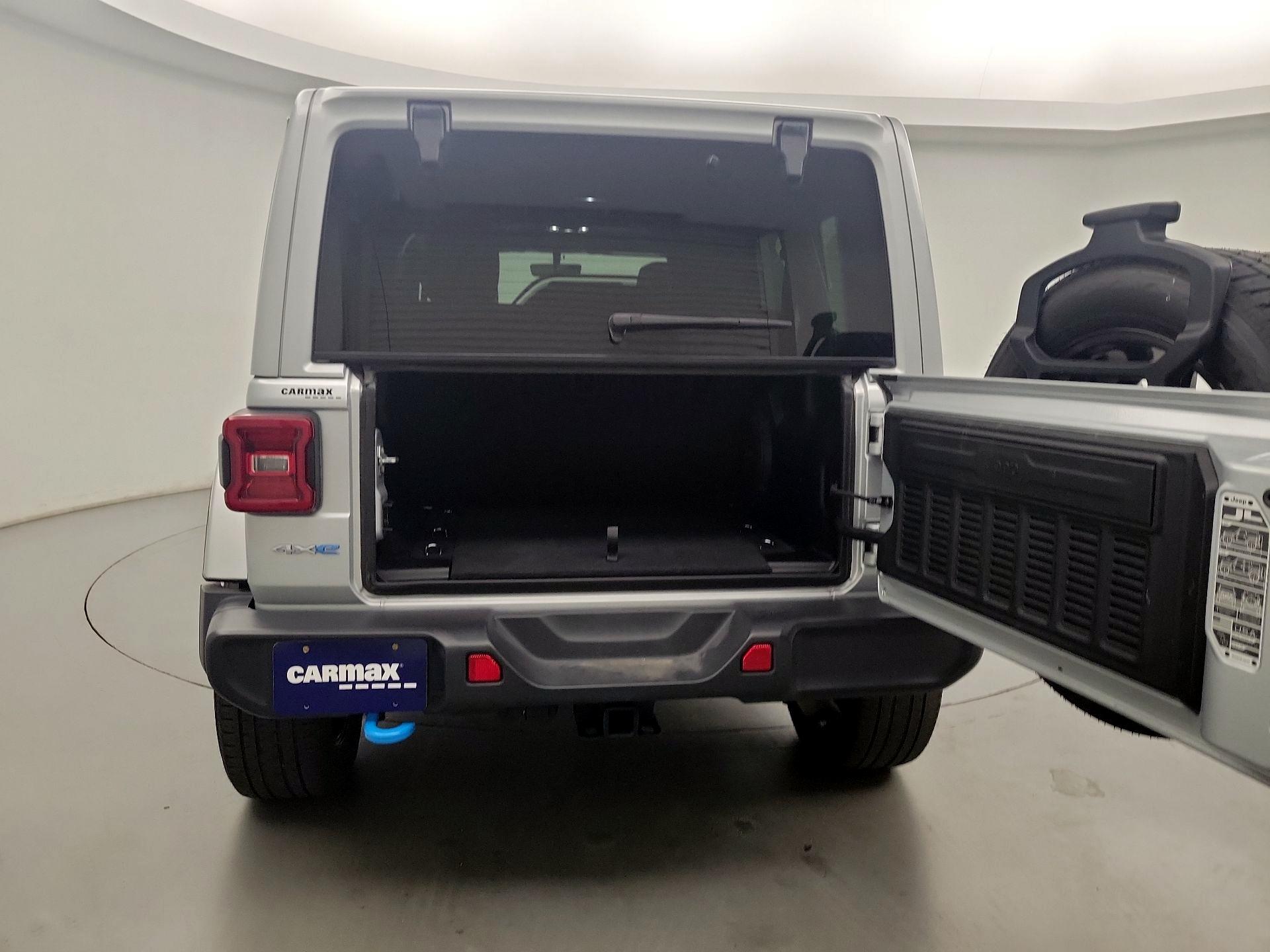 Thumbnail: 2022 Jeep Wrangler - 19