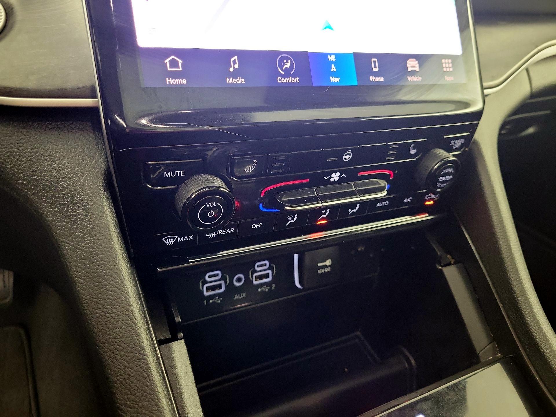 Thumbnail: 2024 Jeep Grand Cherokee L - 15