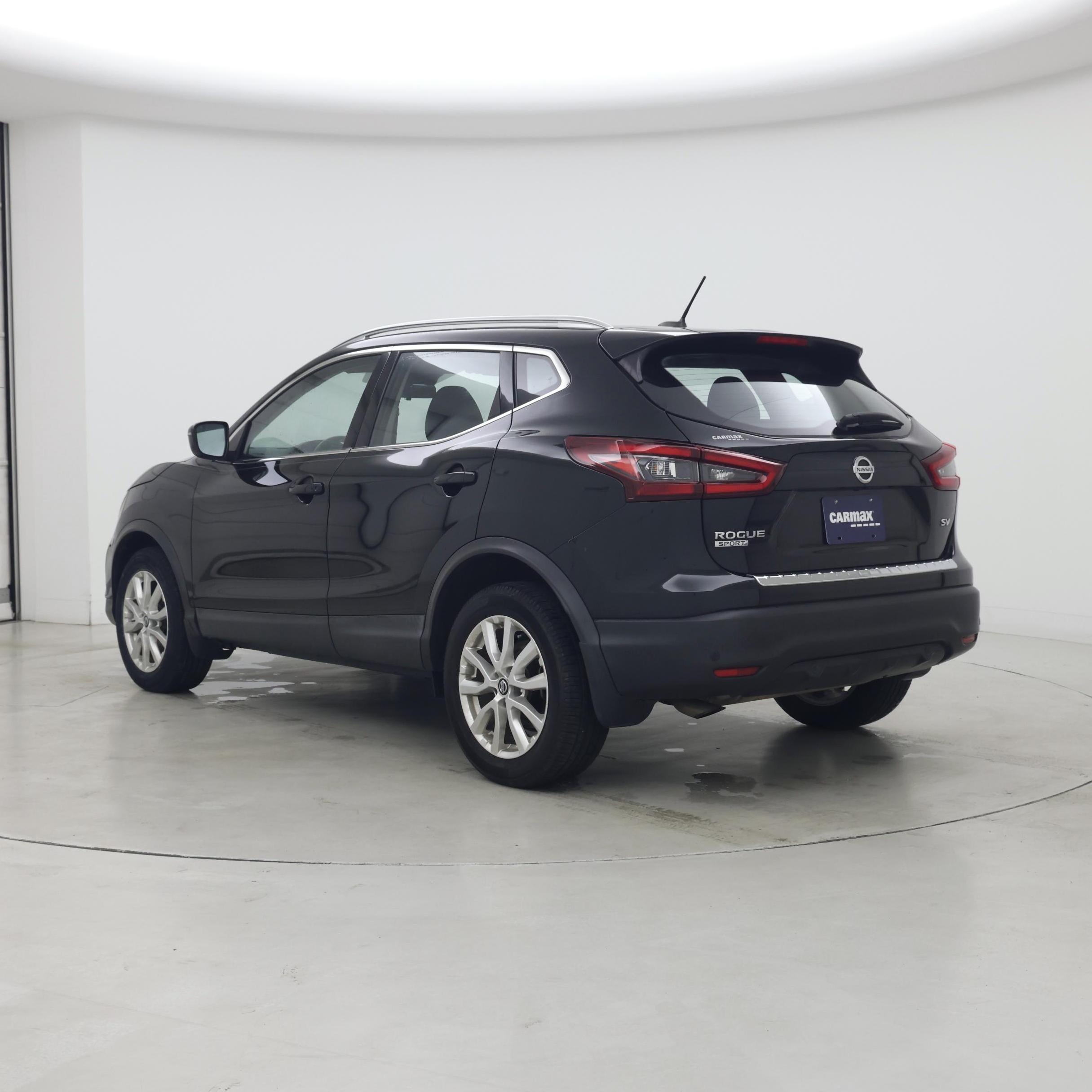 Thumbnail: 2021 Nissan Rogue Sport - 2