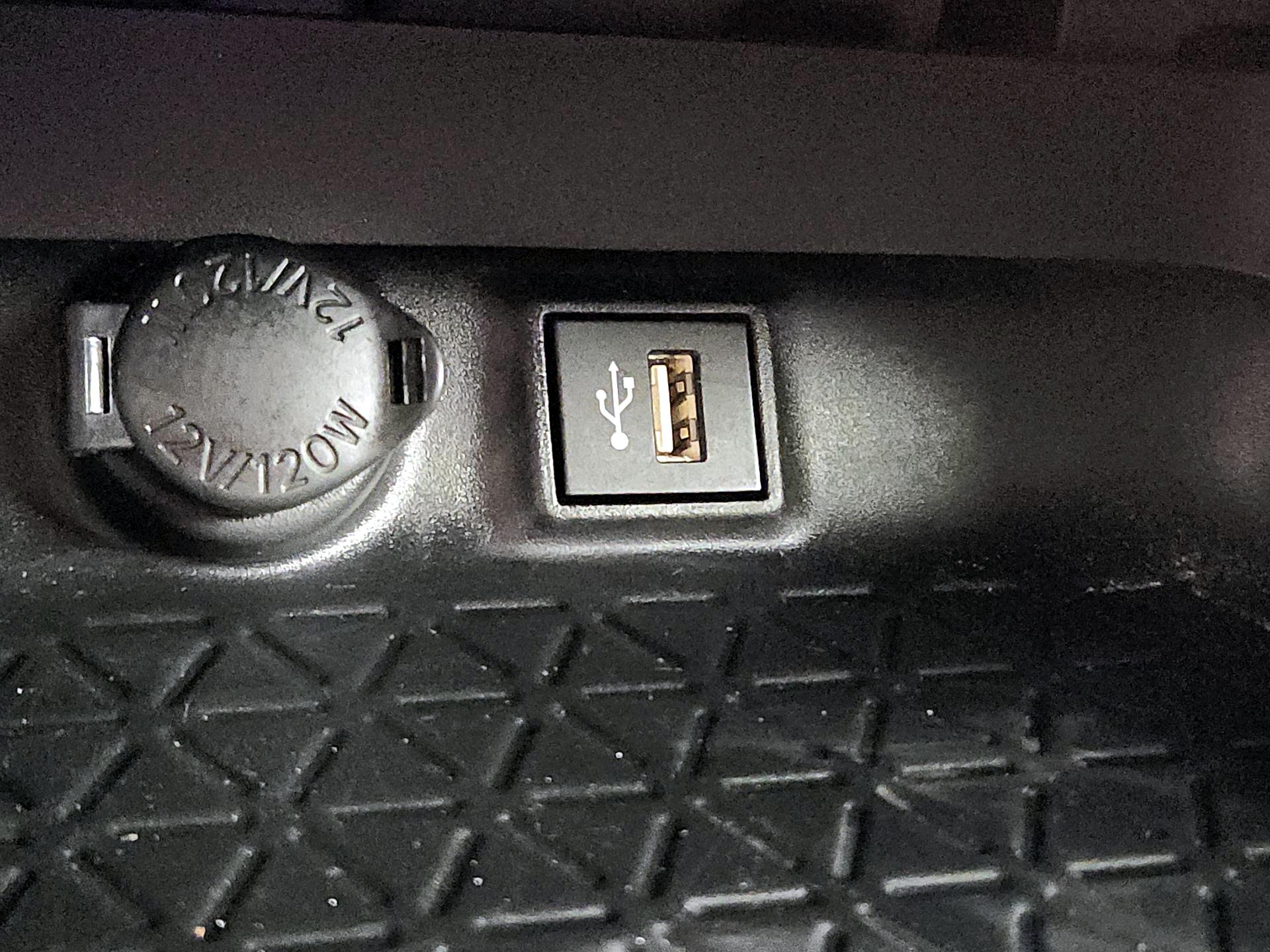 Thumbnail: 2024 Toyota RAV4 - 16