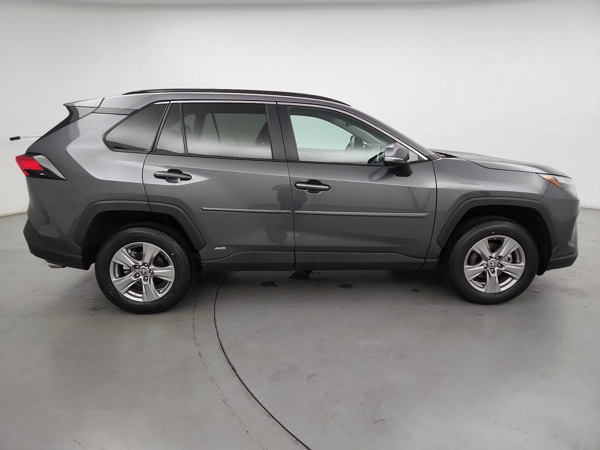 Thumbnail: 2024 Toyota RAV4 - 4