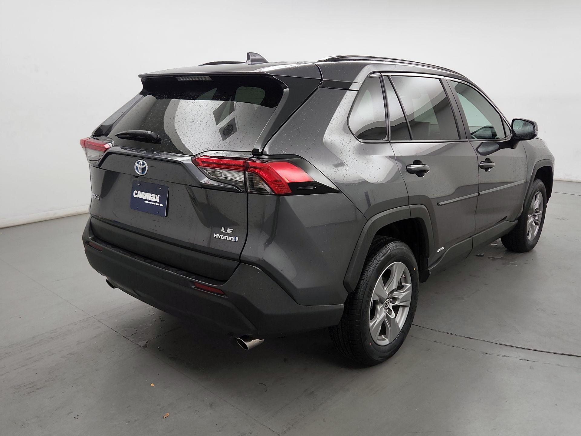 Thumbnail: 2024 Toyota RAV4 - 5