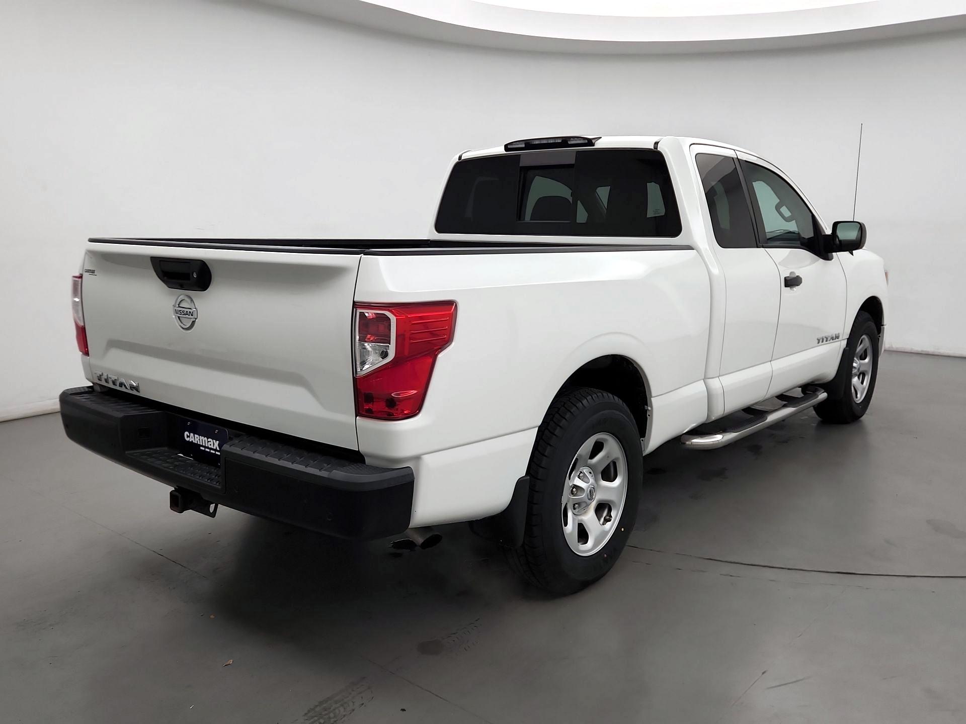 Thumbnail: 2021 Nissan Titan - 5