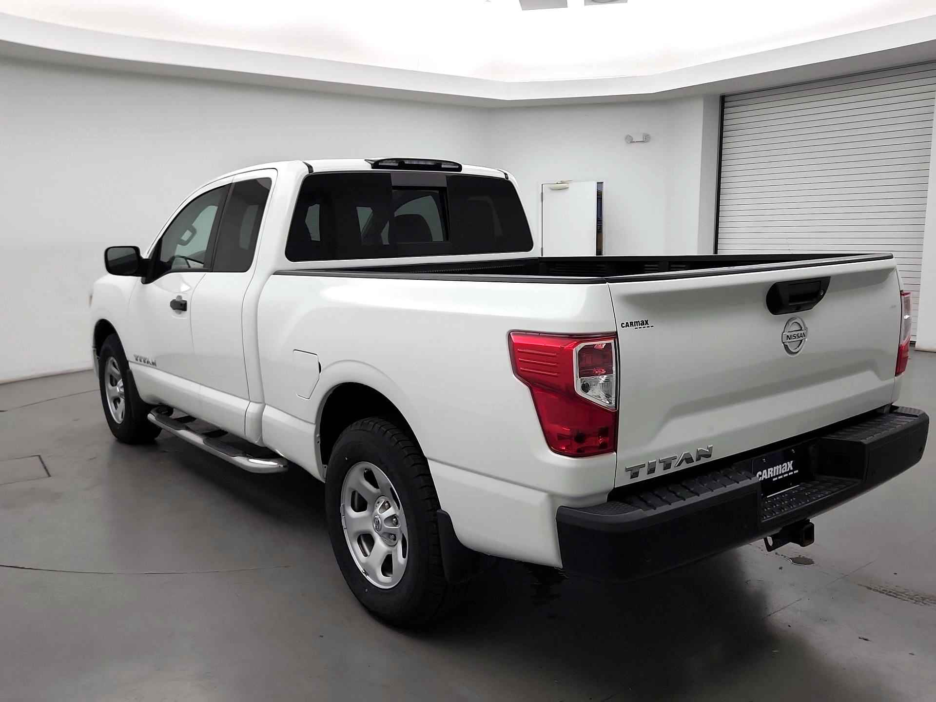 Thumbnail: 2021 Nissan Titan - 7