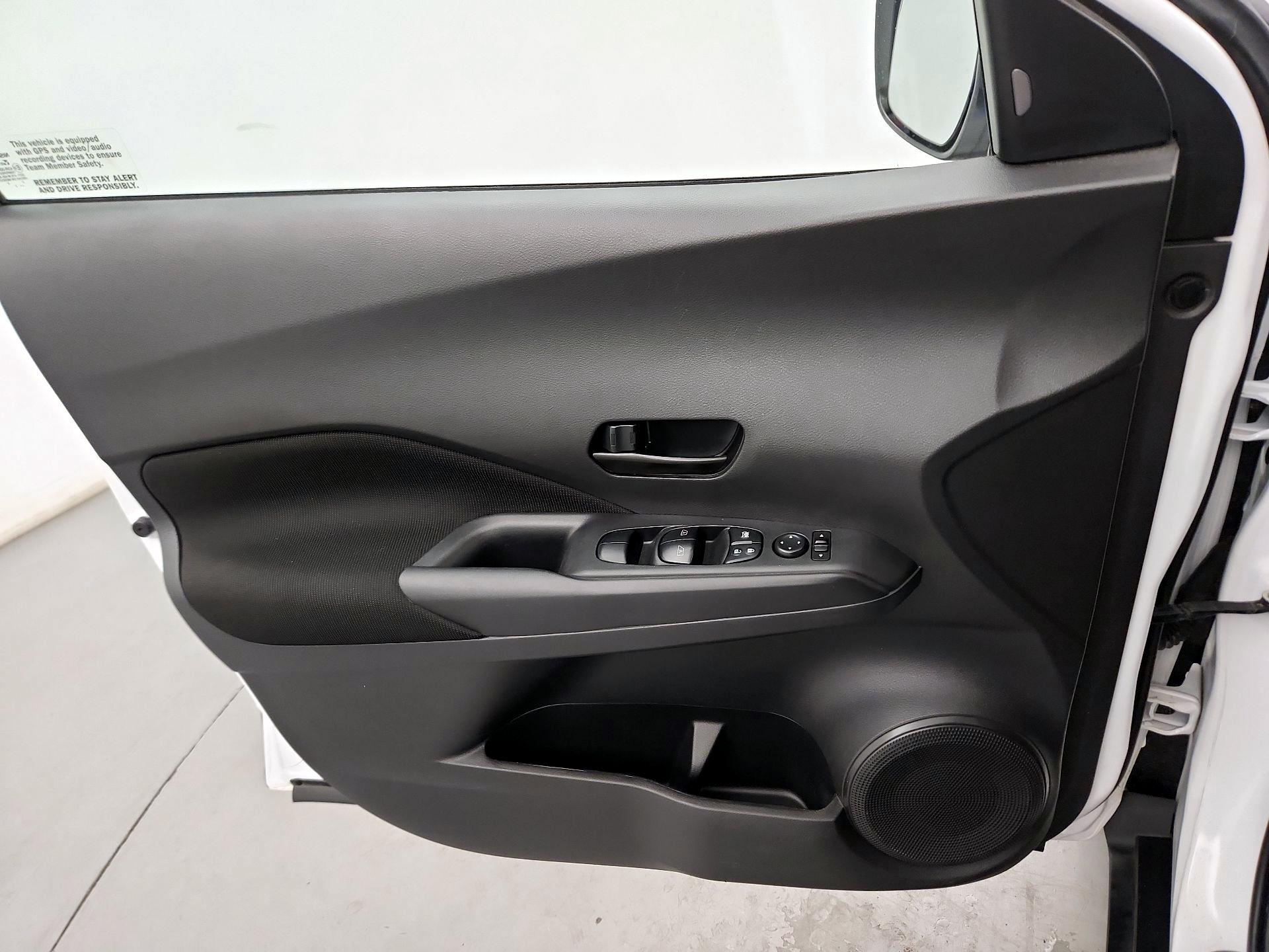 Thumbnail: 2022 Nissan Kicks - 10