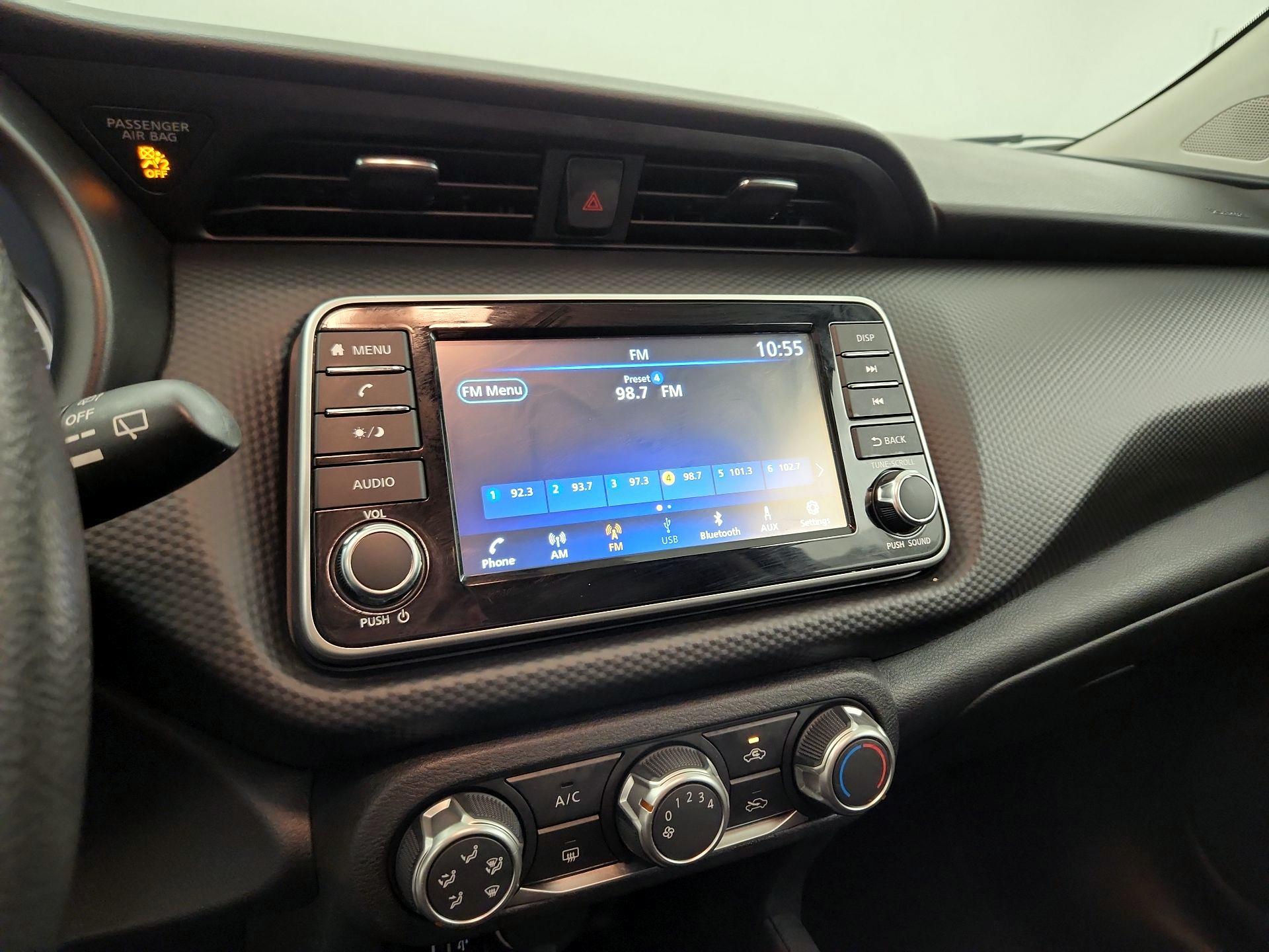 Thumbnail: 2022 Nissan Kicks - 13