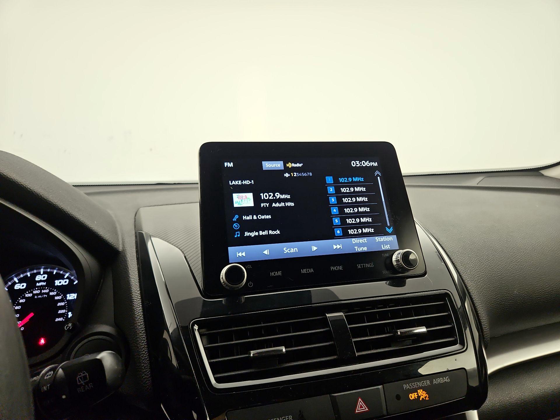 Thumbnail: 2022 Mitsubishi Eclipse Cross - 15