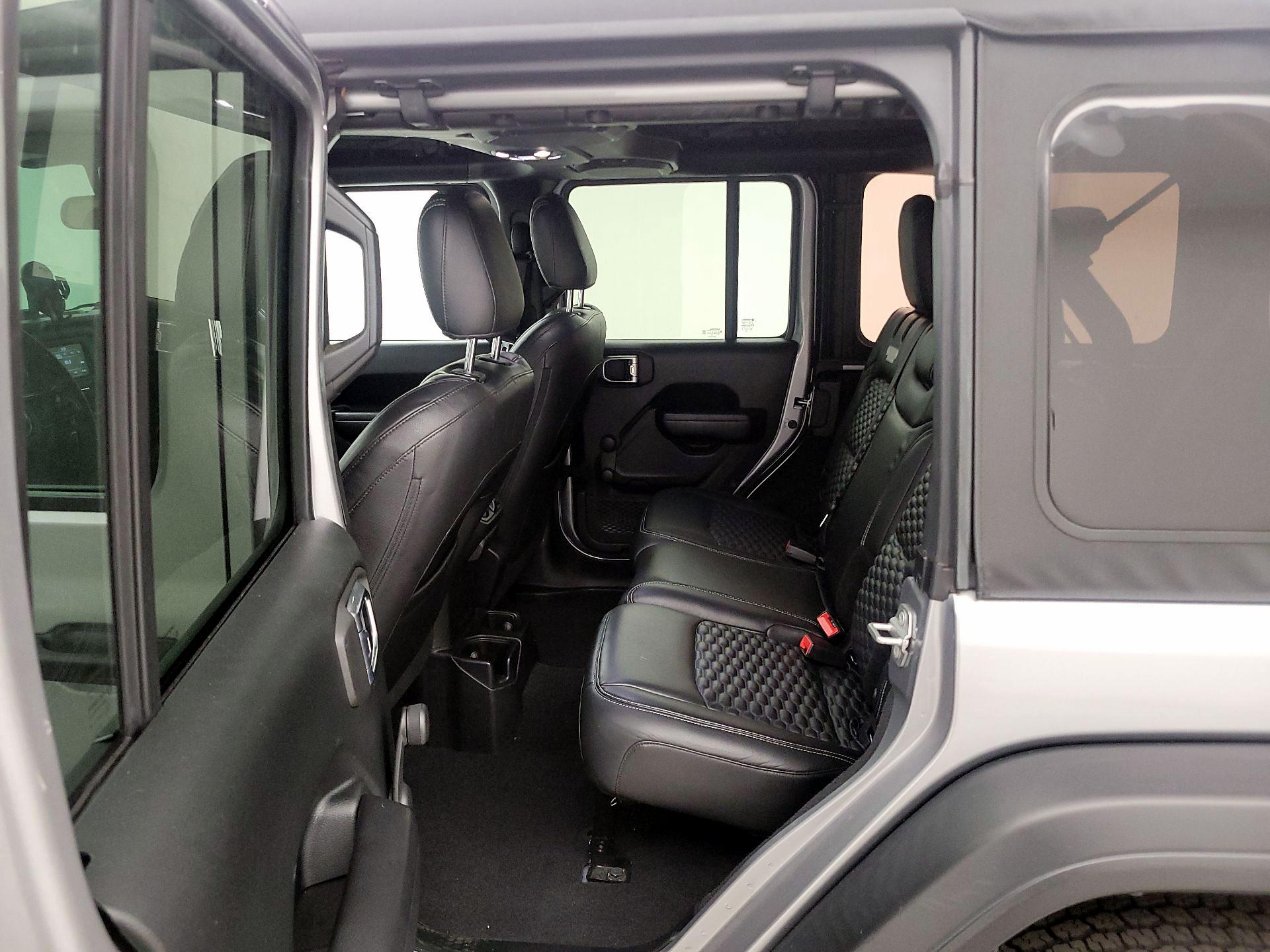 Thumbnail: 2021 Jeep Wrangler - 19