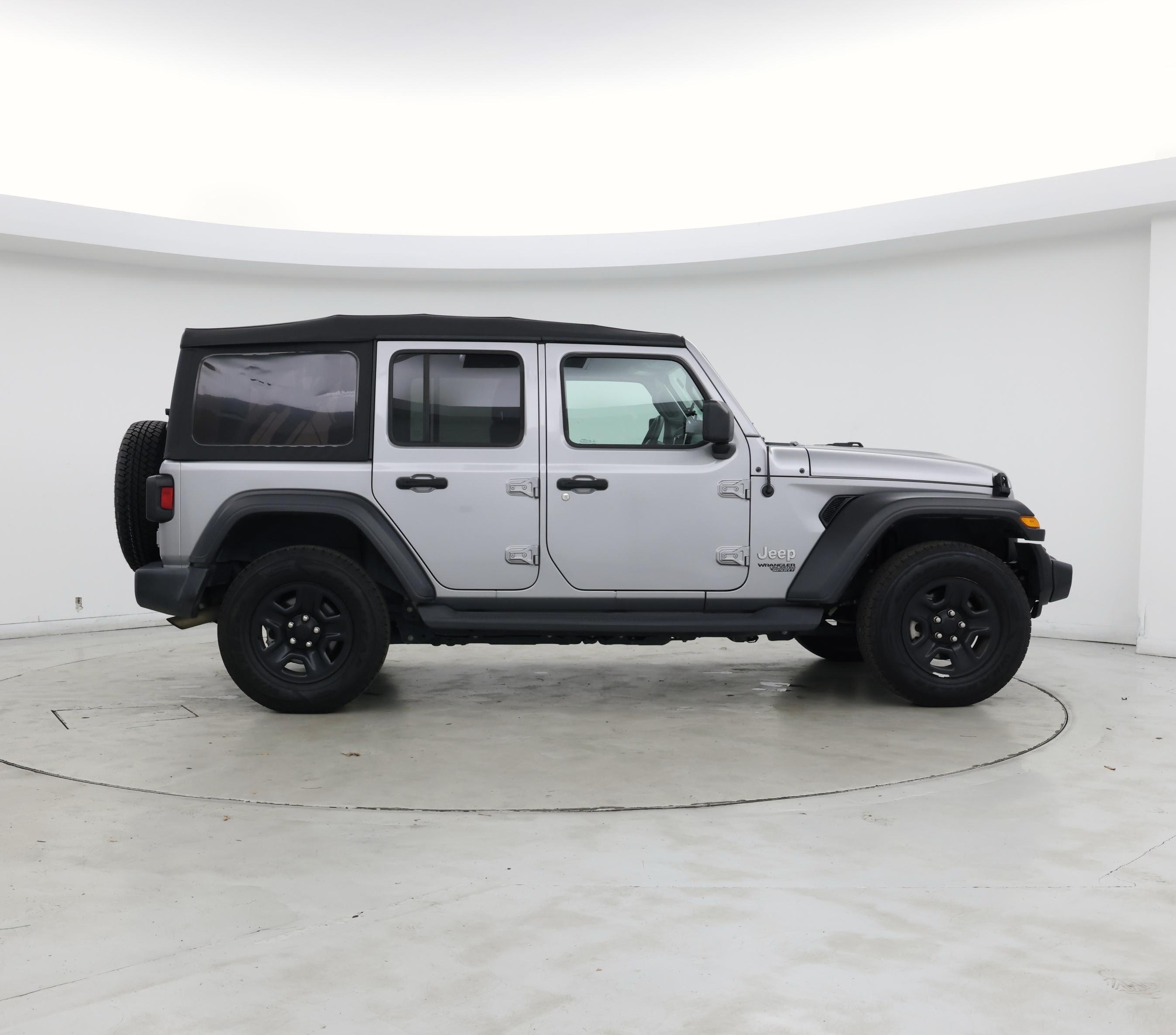 Thumbnail: 2021 Jeep Wrangler - 7