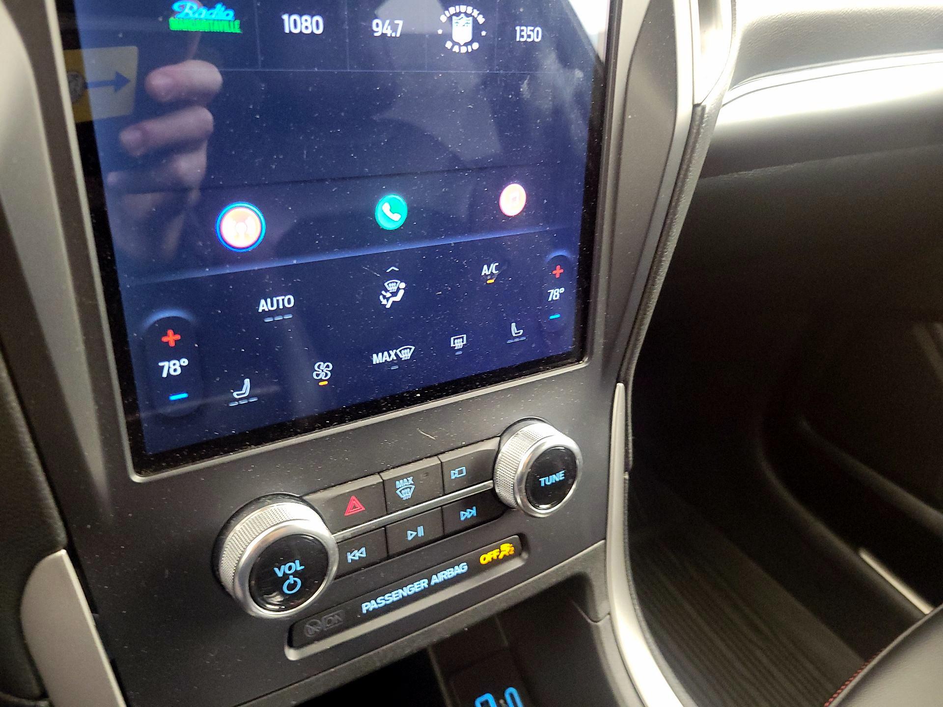 Thumbnail: 2024 Ford Edge - 16