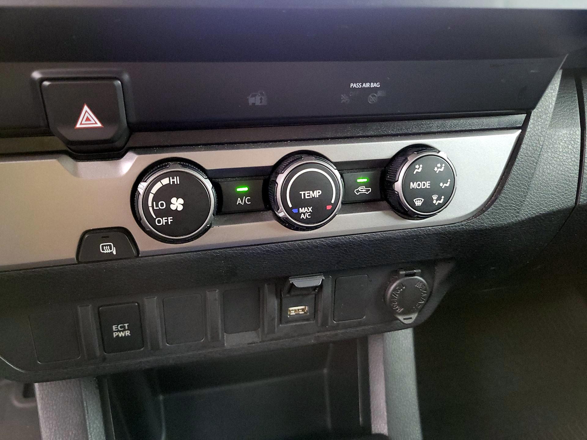 Thumbnail: 2020 Toyota Tacoma - 16