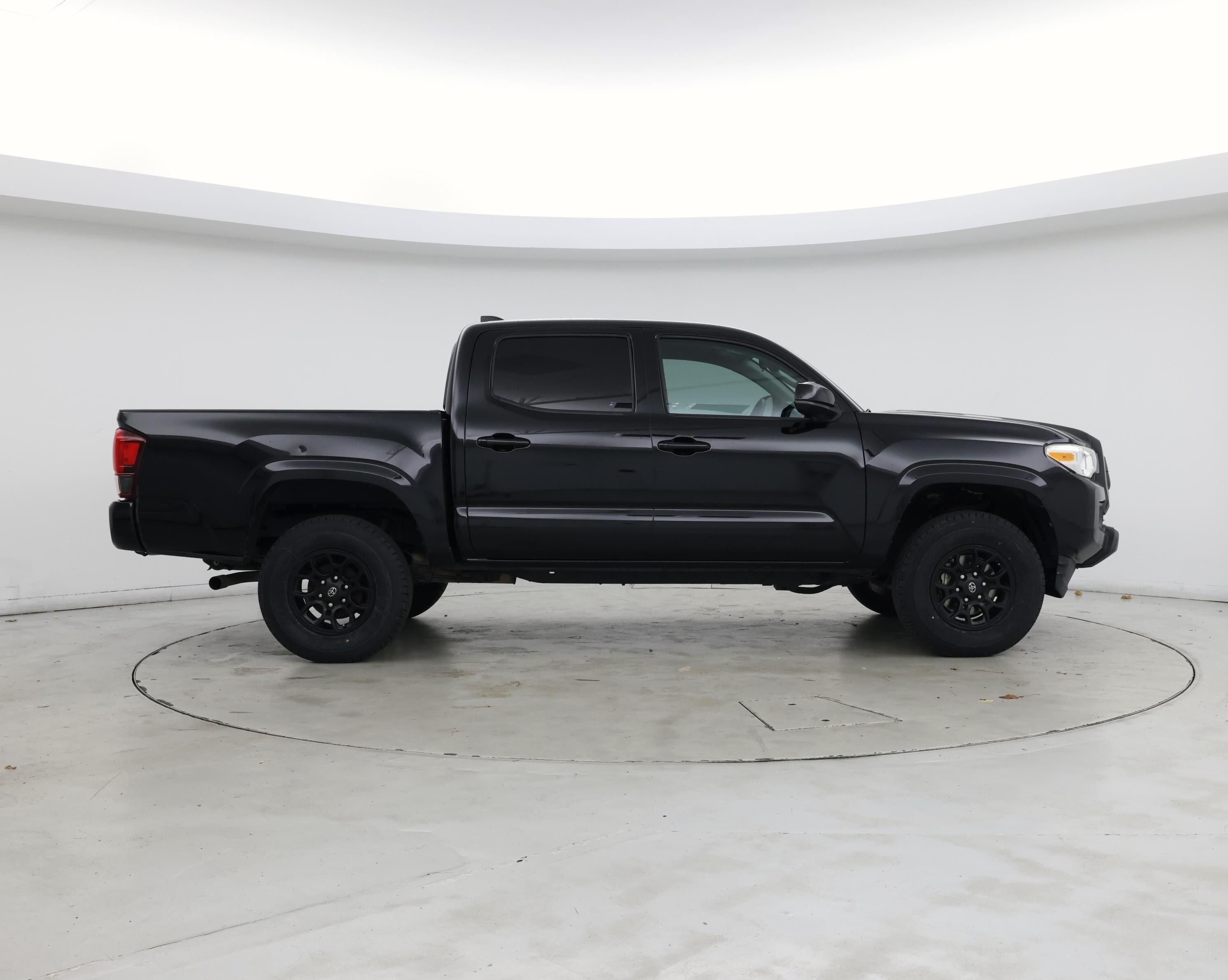 Thumbnail: 2020 Toyota Tacoma - 7