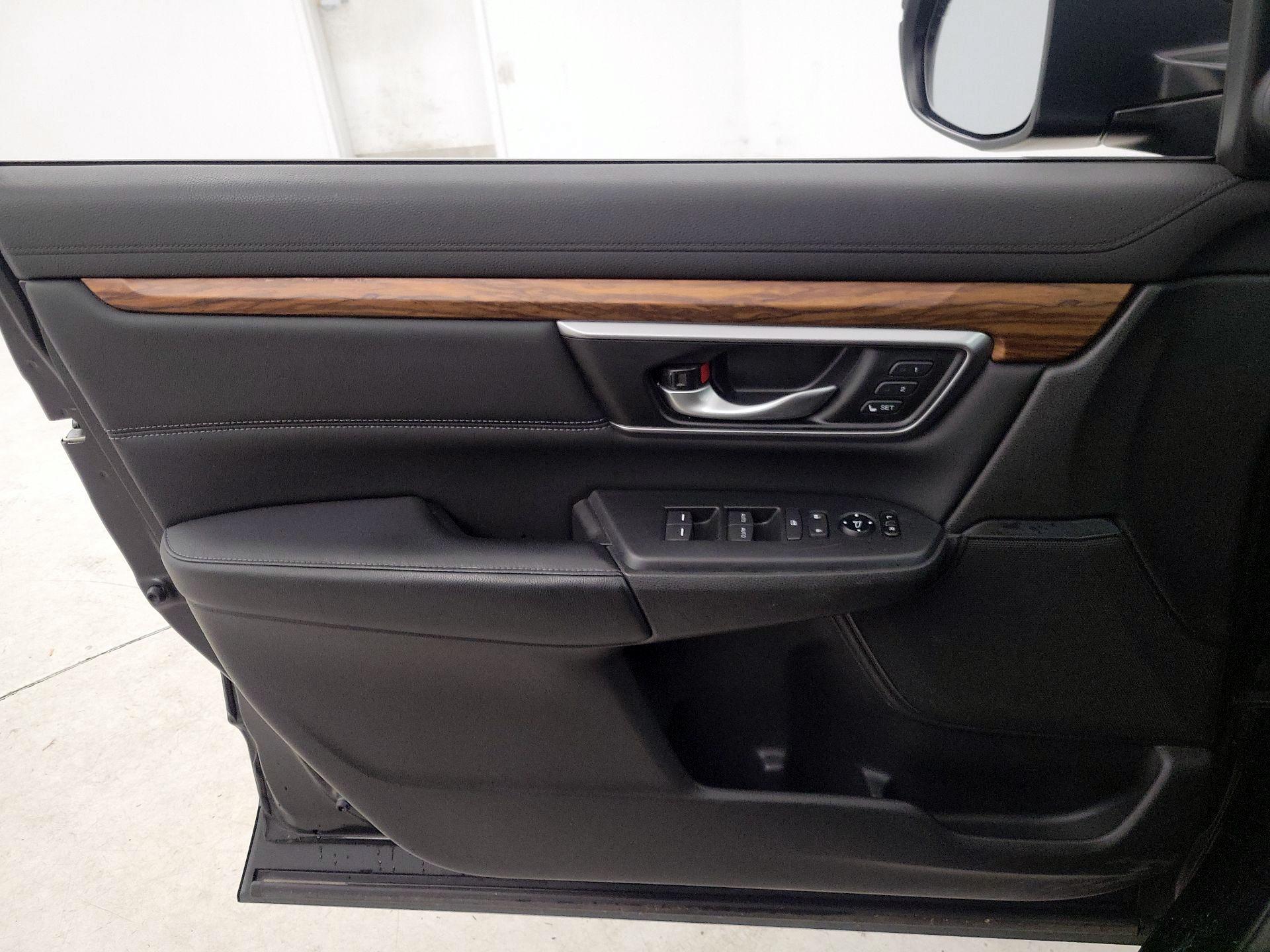 Thumbnail: 2017 Honda CR-V - 12