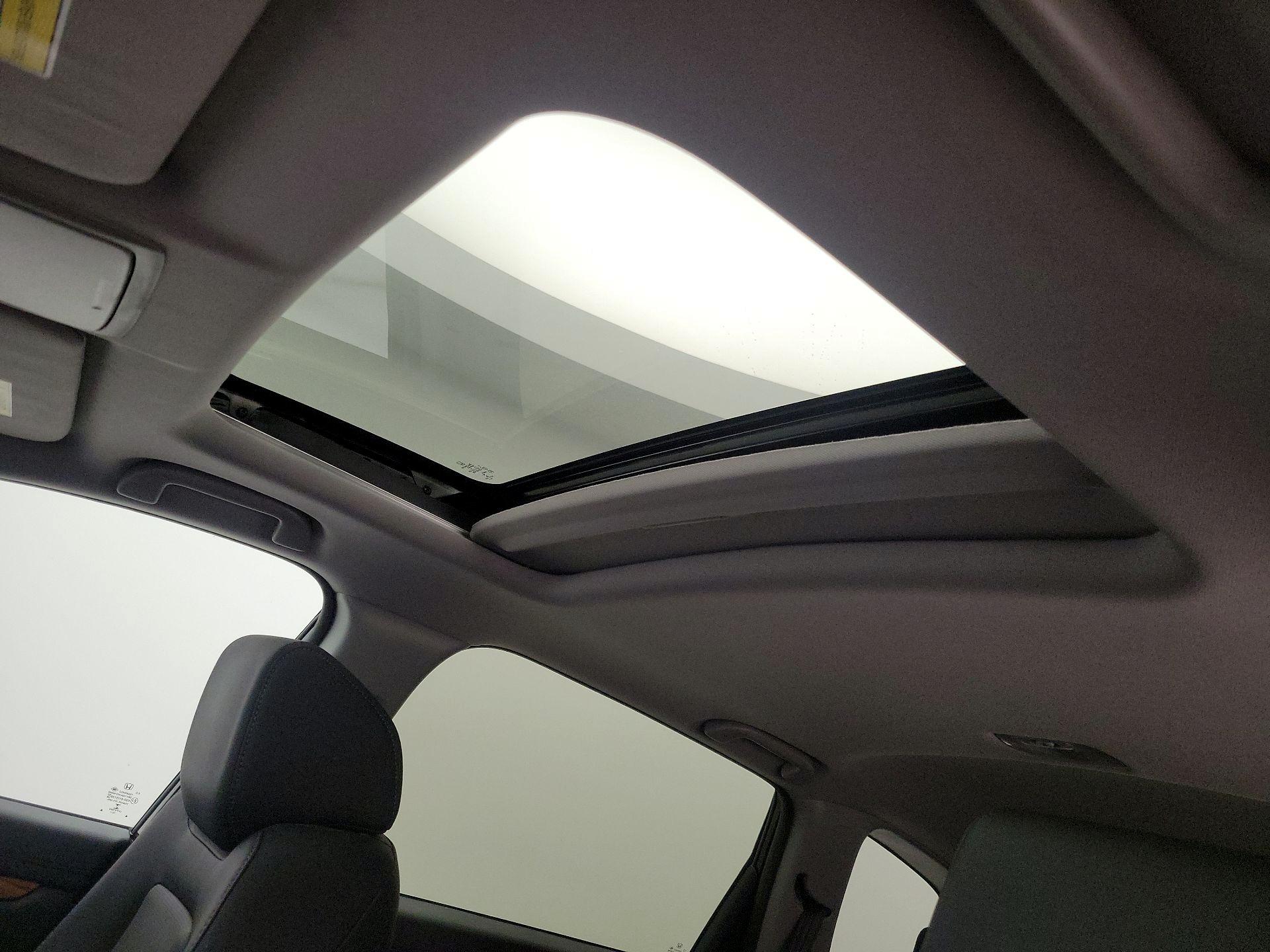 Thumbnail: 2017 Honda CR-V - 19