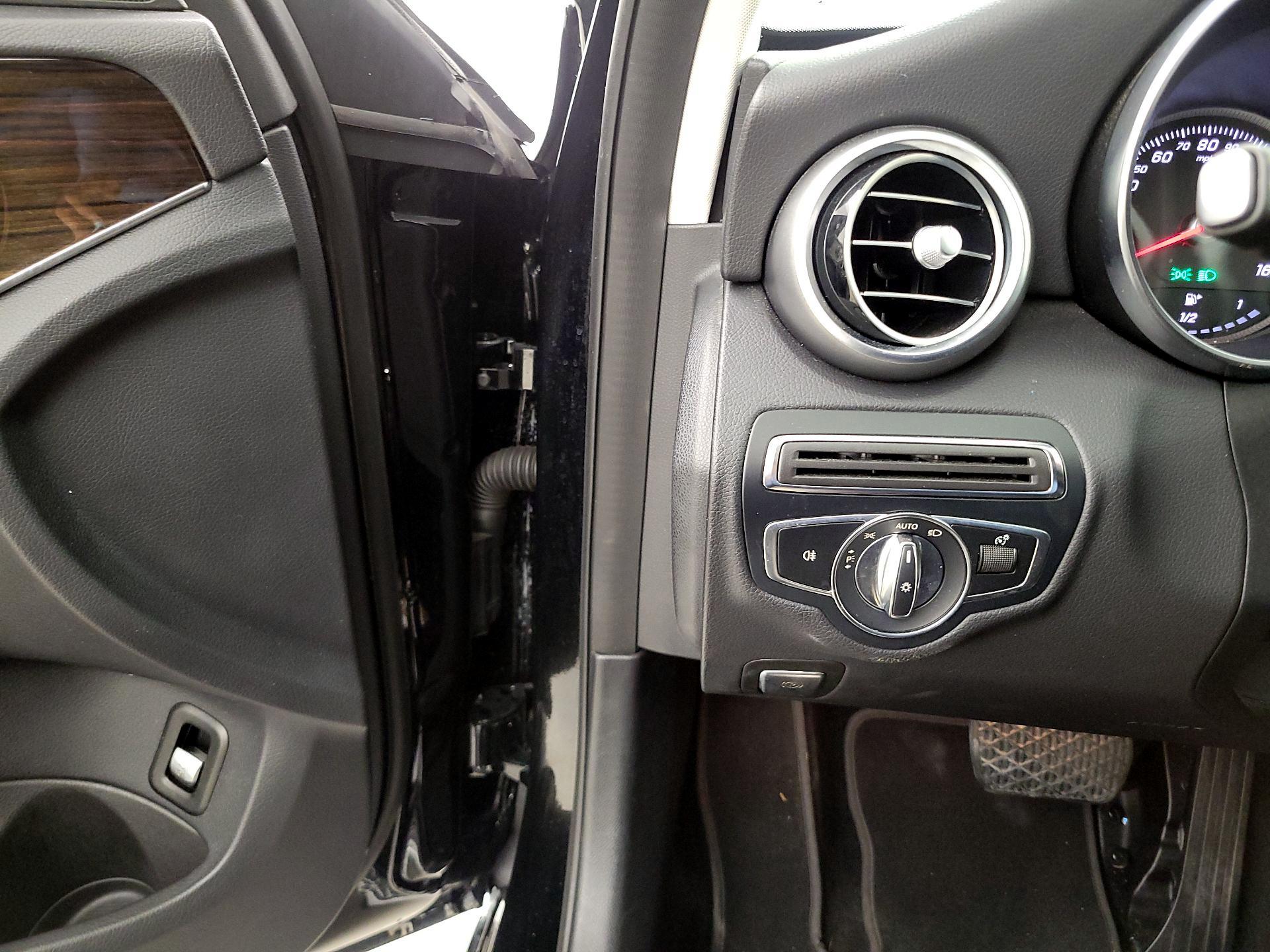 Thumbnail: 2018 Mercedes-Benz C-Class - 13