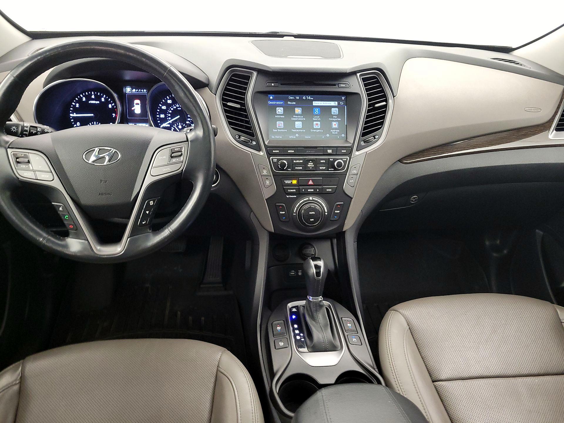 Thumbnail: 2017 Hyundai Santa Fe - 9