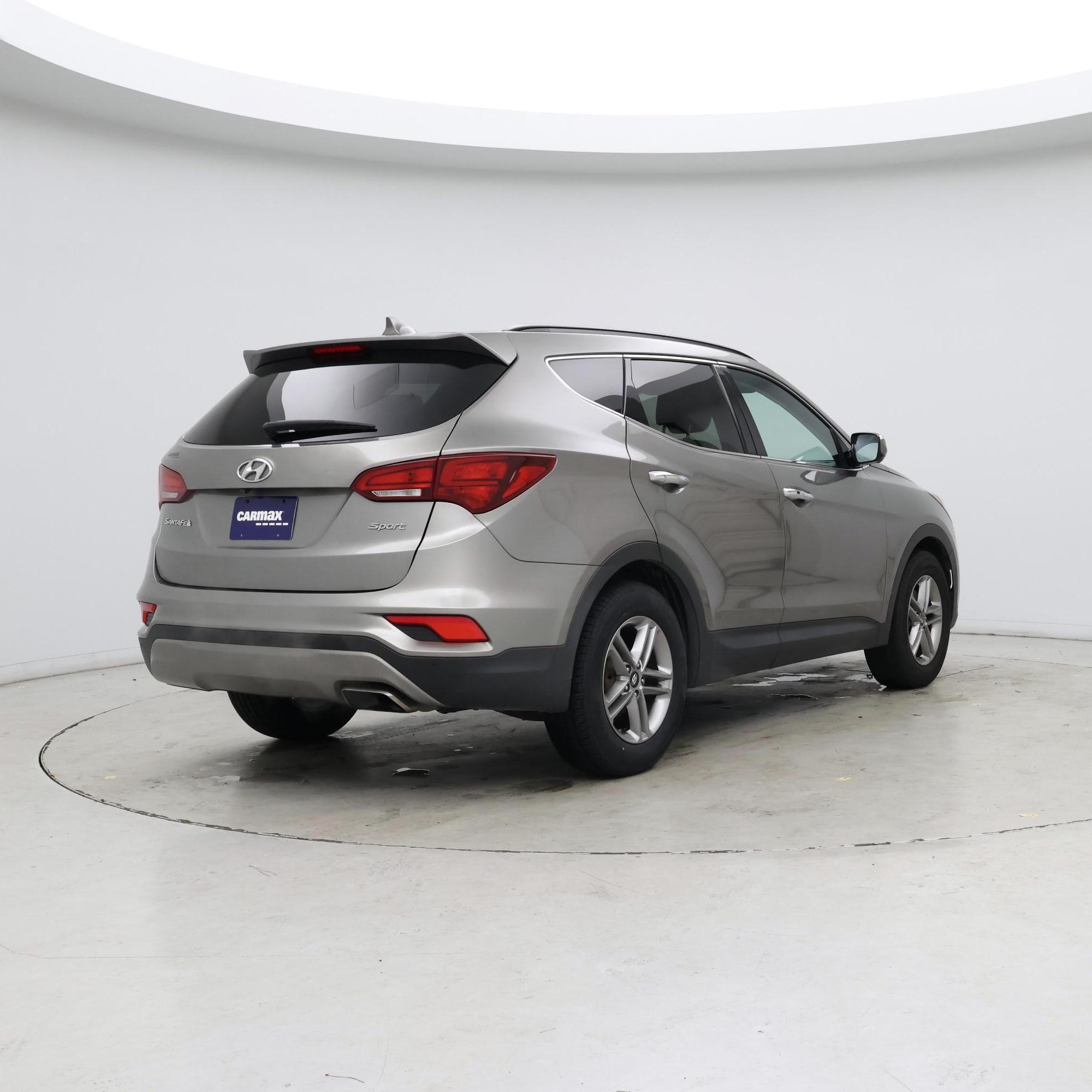 Thumbnail: 2017 Hyundai Santa Fe - 8