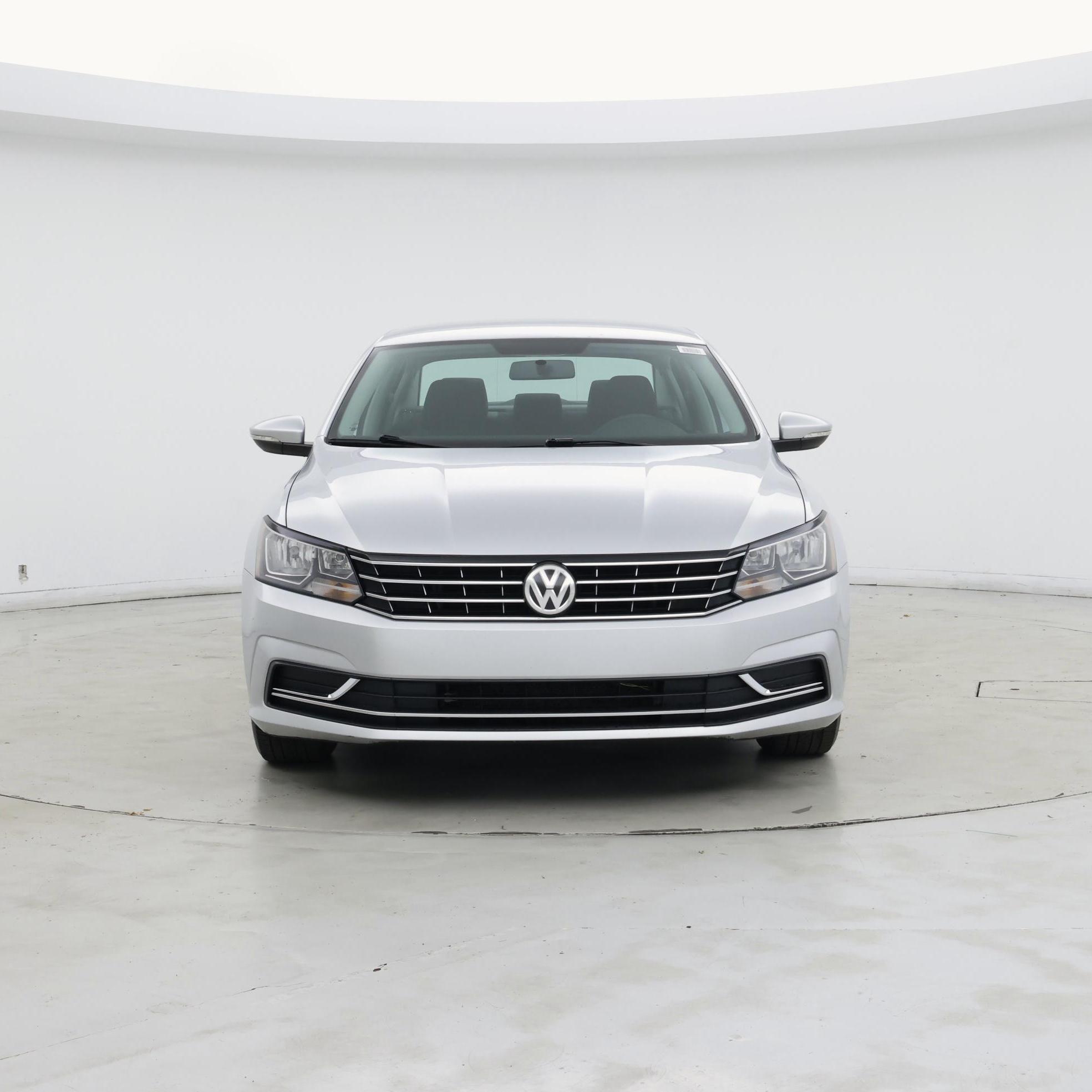 Thumbnail: 2017 Volkswagen Passat - 5