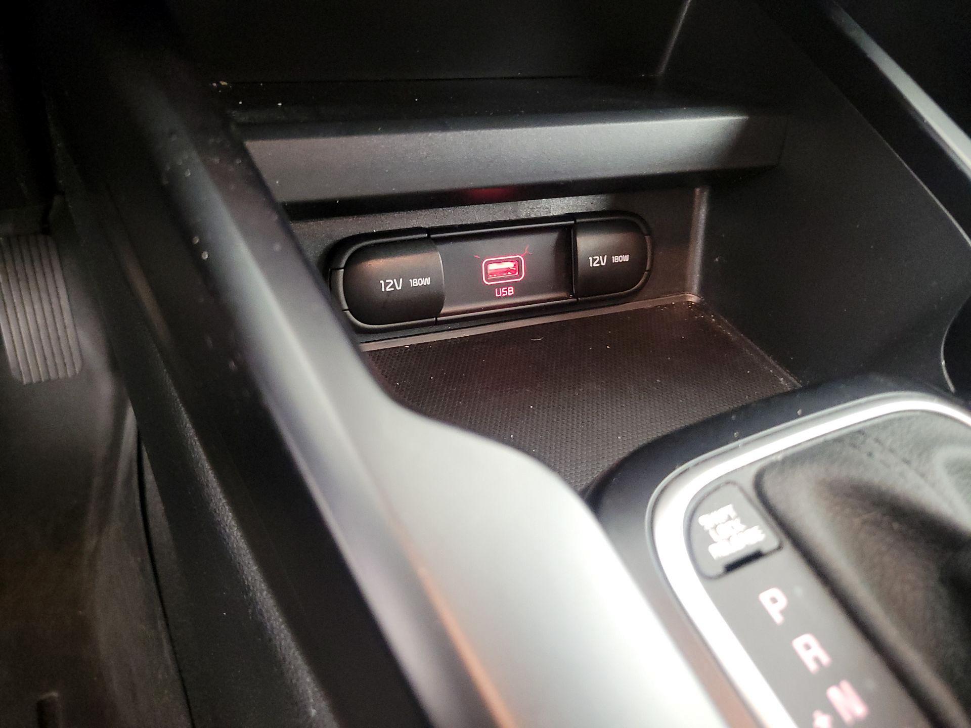 Thumbnail: 2022 Kia Soul - 18