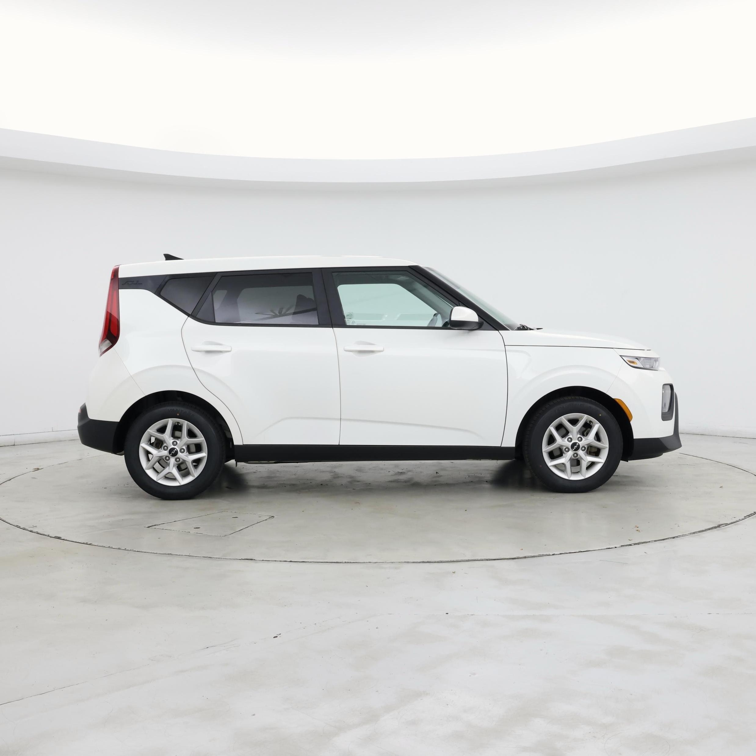 Thumbnail: 2022 Kia Soul - 7