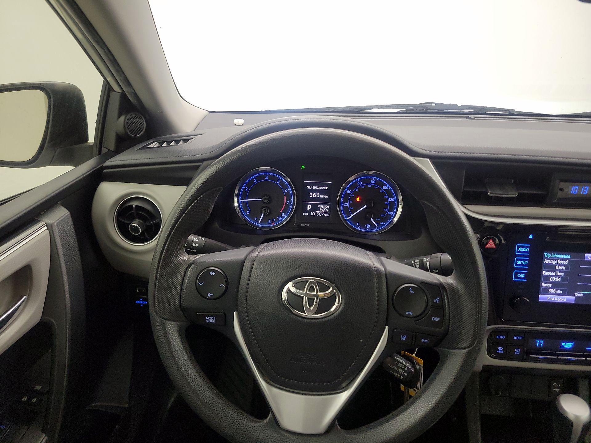 Thumbnail: 2018 Toyota Corolla - 10