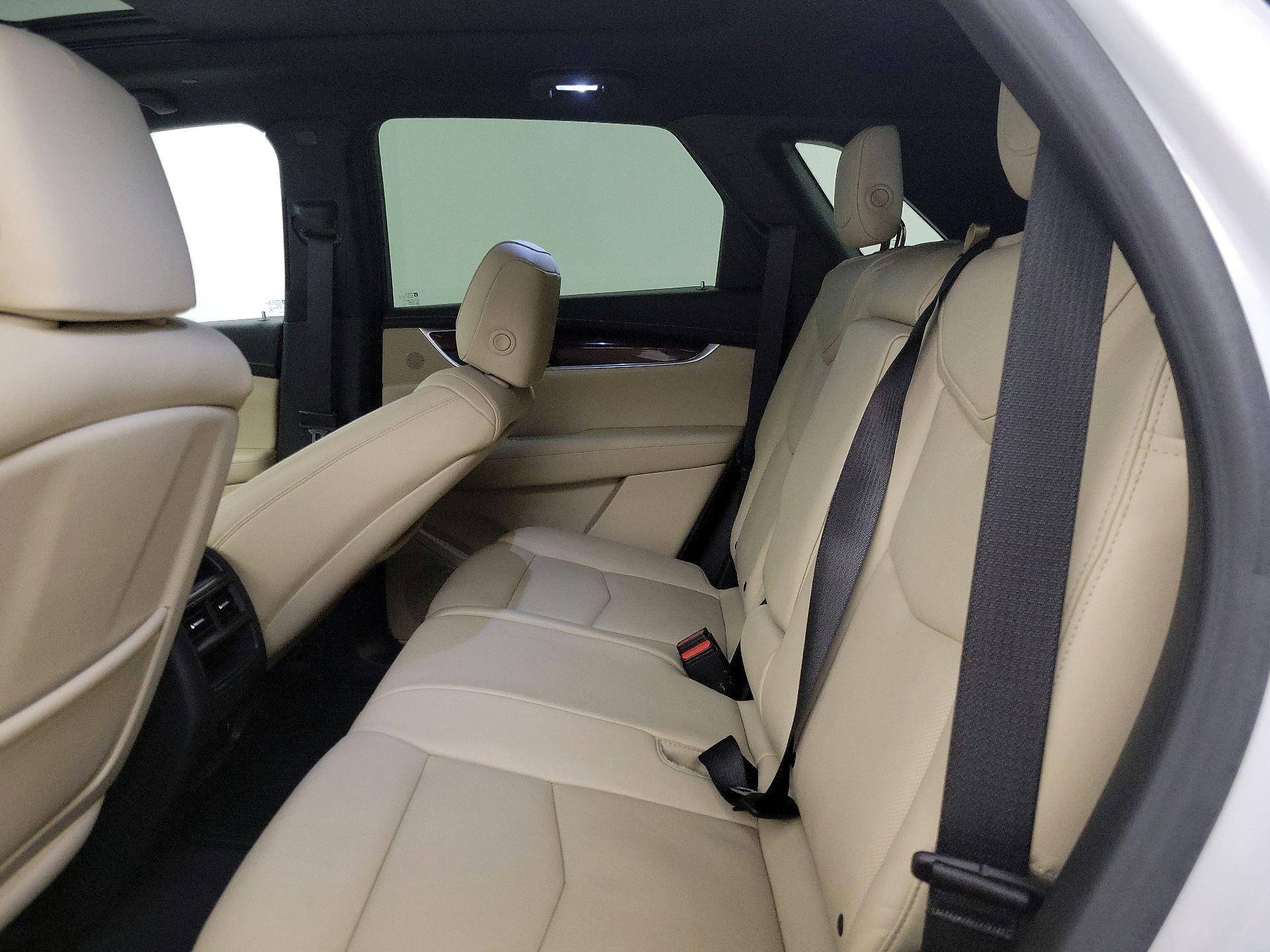 Thumbnail: 2018 Cadillac XT5 - 20