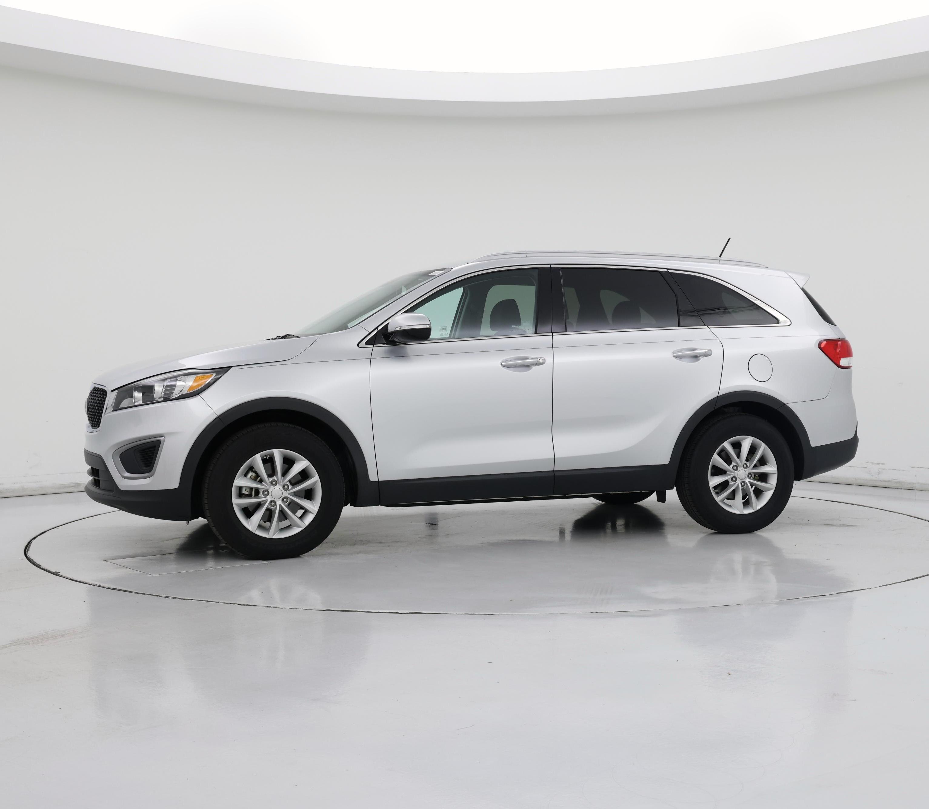 Thumbnail: 2017 Kia Sorento - 7