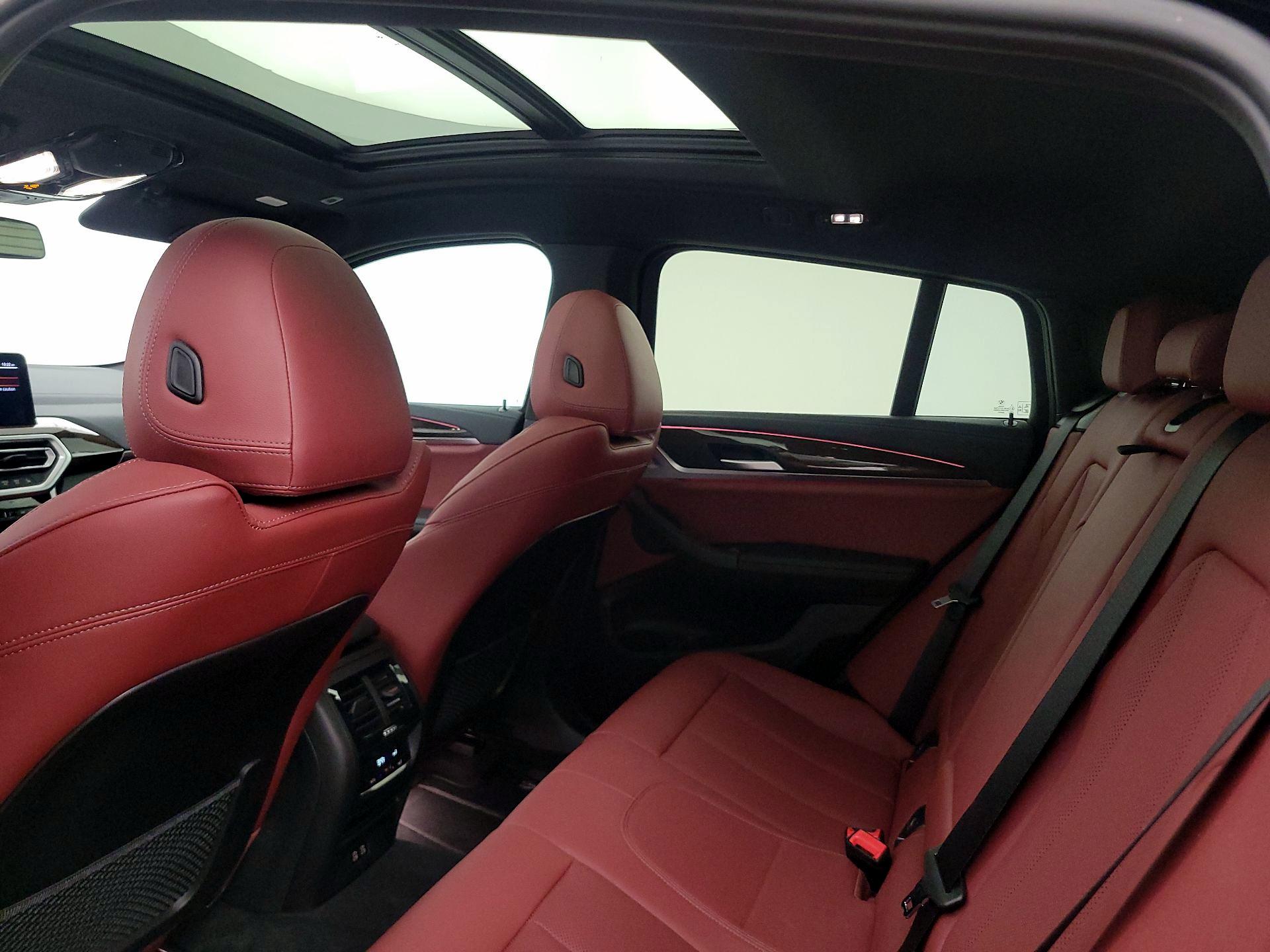 Thumbnail: 2024 BMW X4 - 20