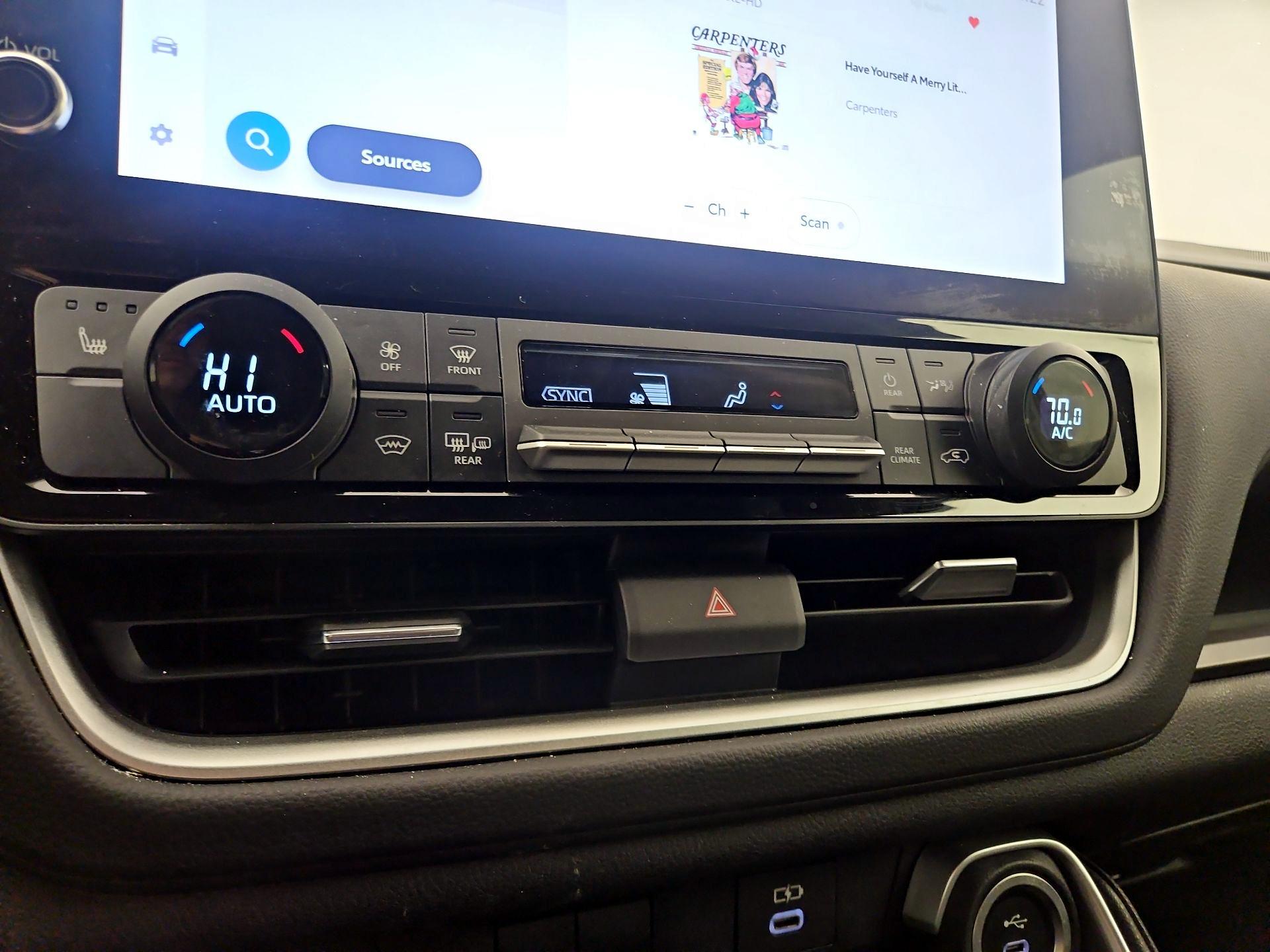 Thumbnail: 2024 Toyota Grand Highlander - 16