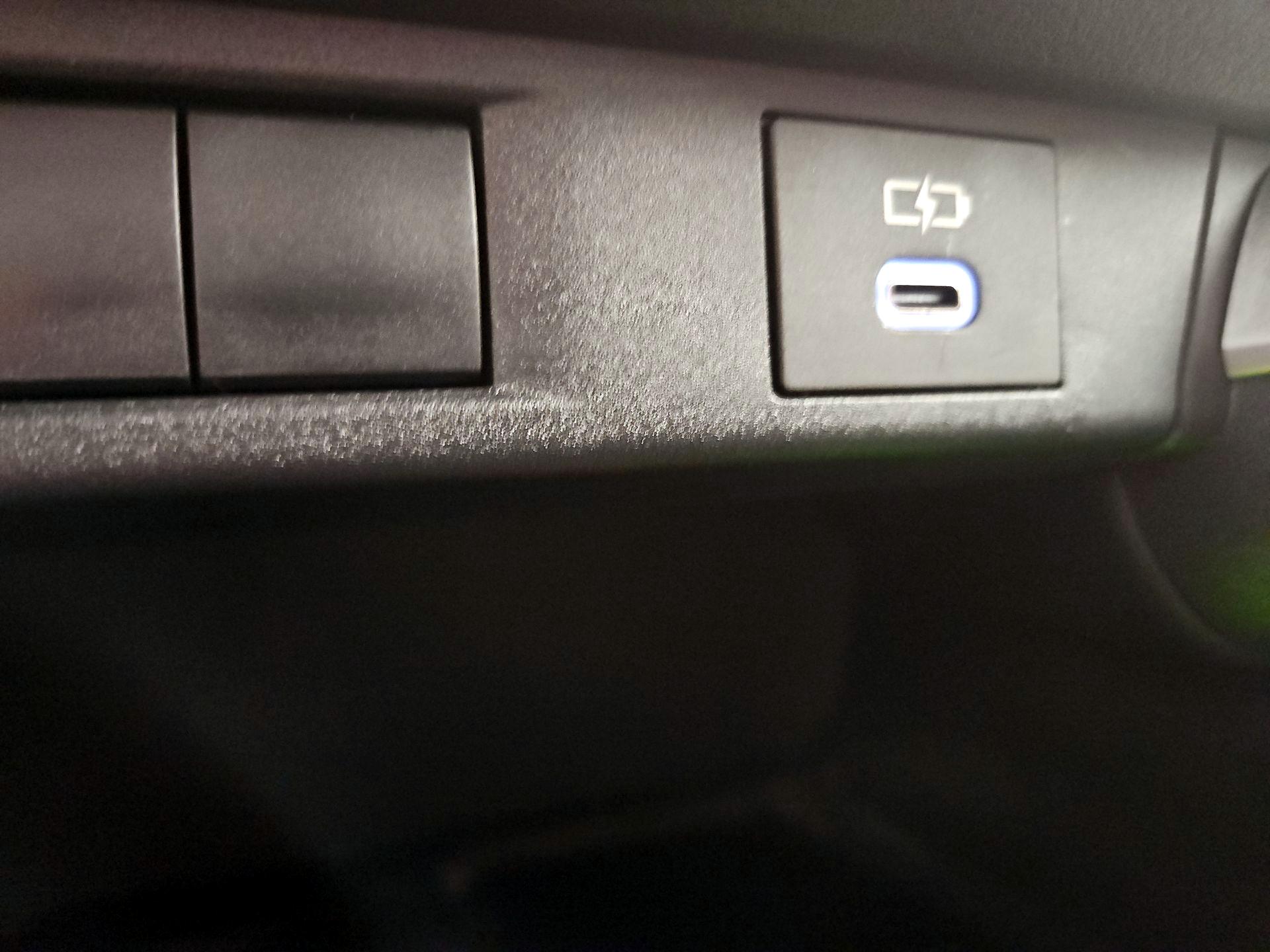 Thumbnail: 2024 Toyota Grand Highlander - 18