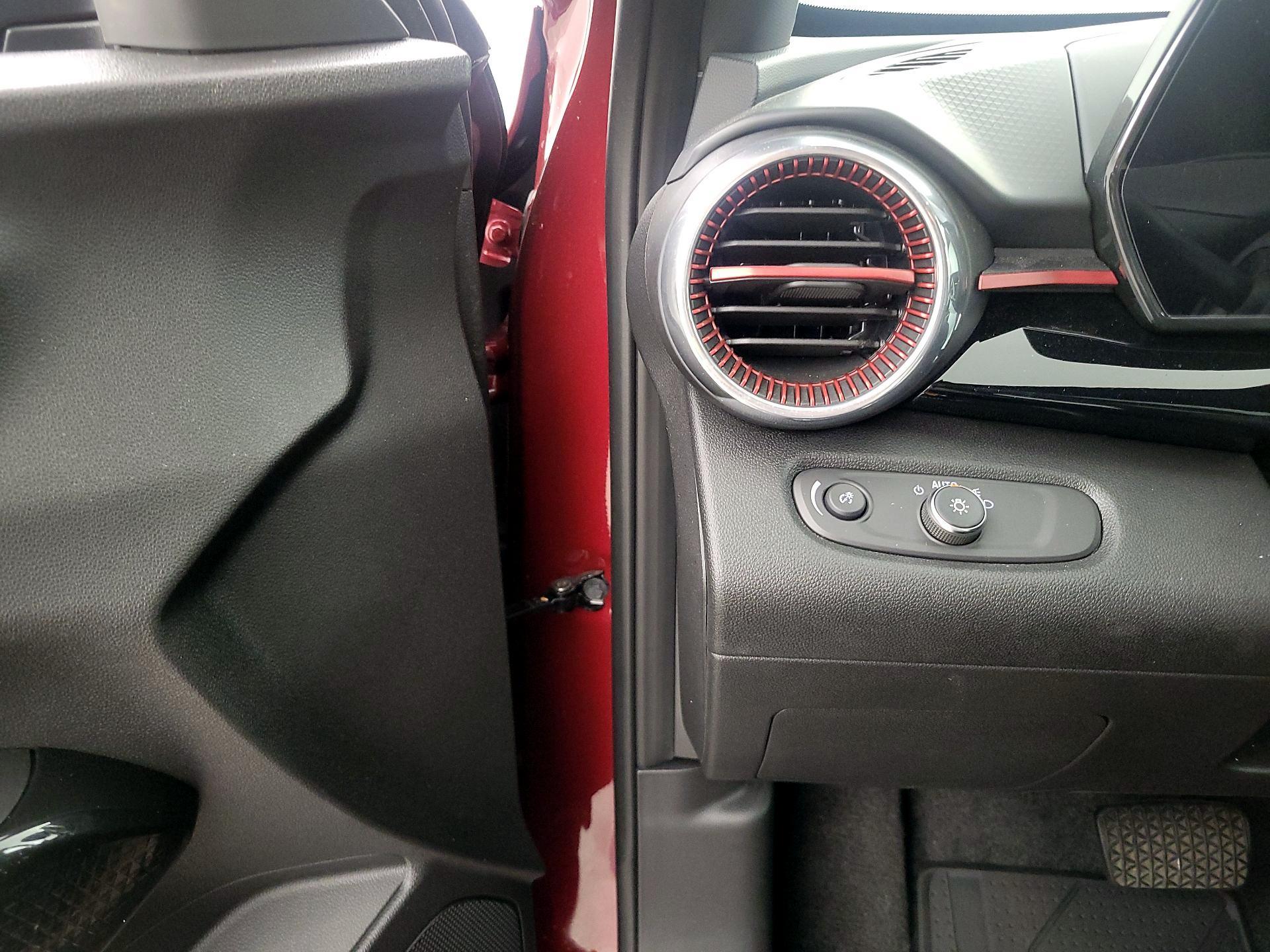 Thumbnail: 2025 Chevrolet Trax - 13