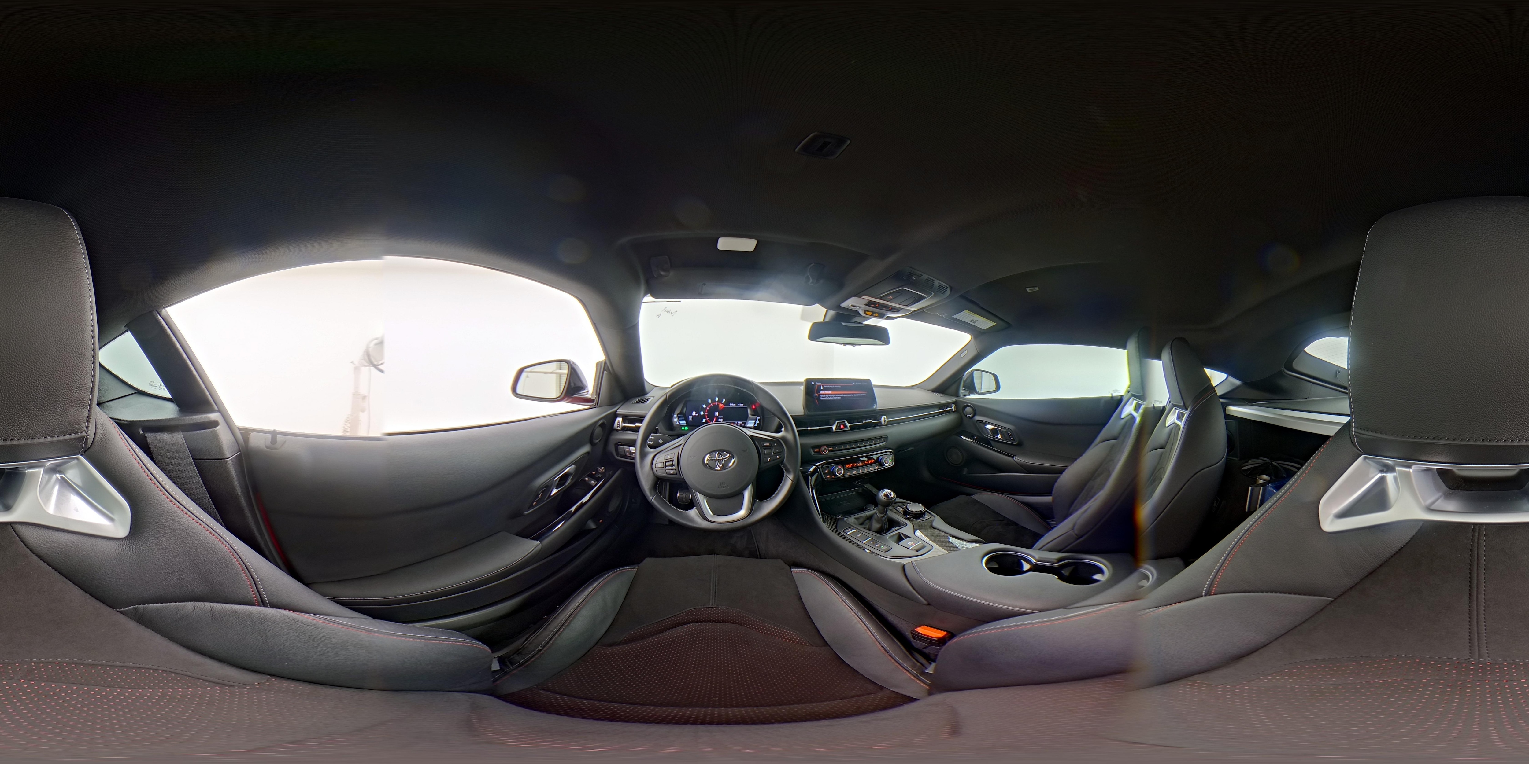 2025 Toyota Supra - Photo 25