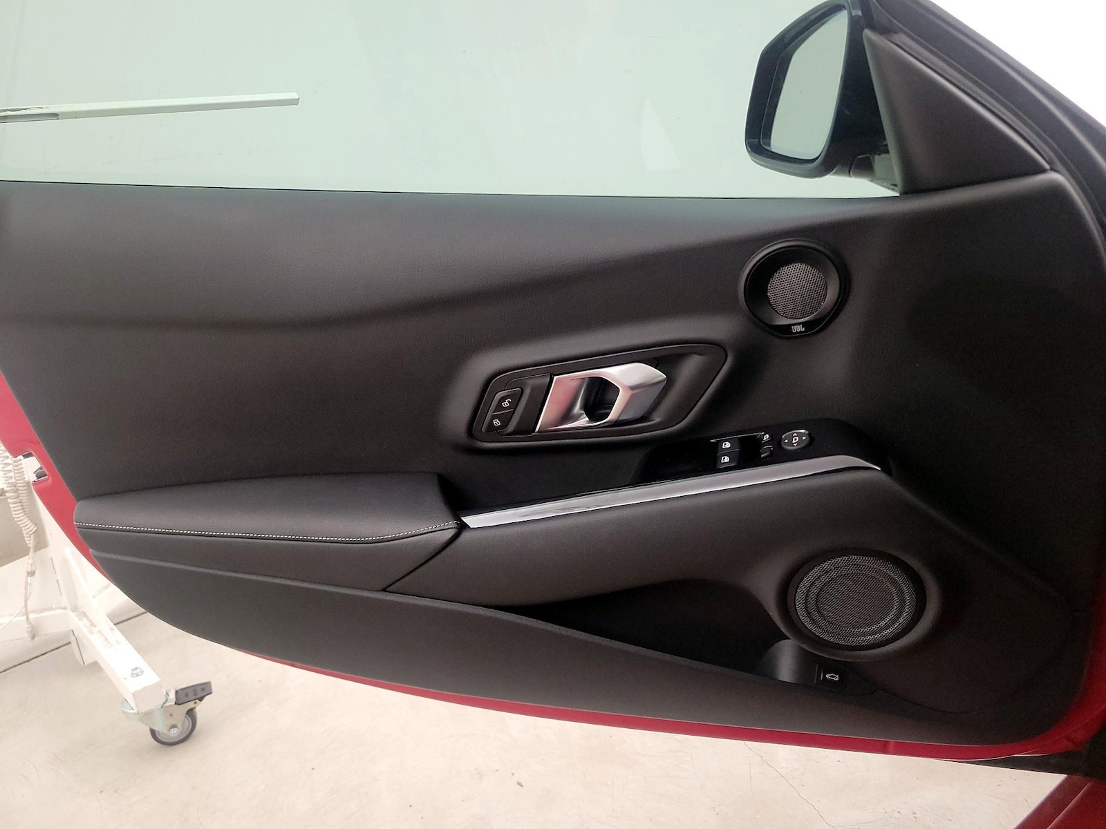 2025 Toyota Supra - Photo 13