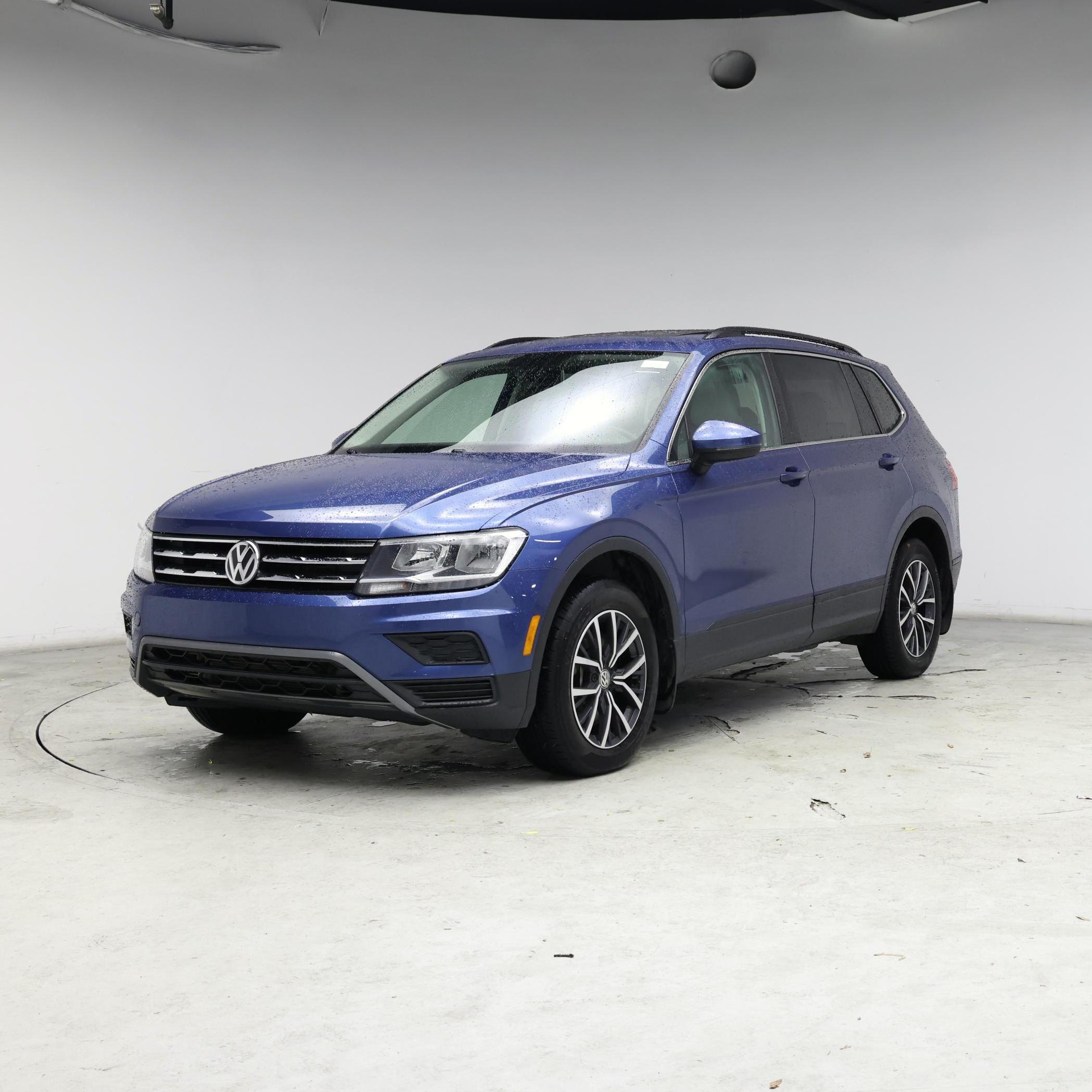 Thumbnail: 2019 Volkswagen Tiguan - 4