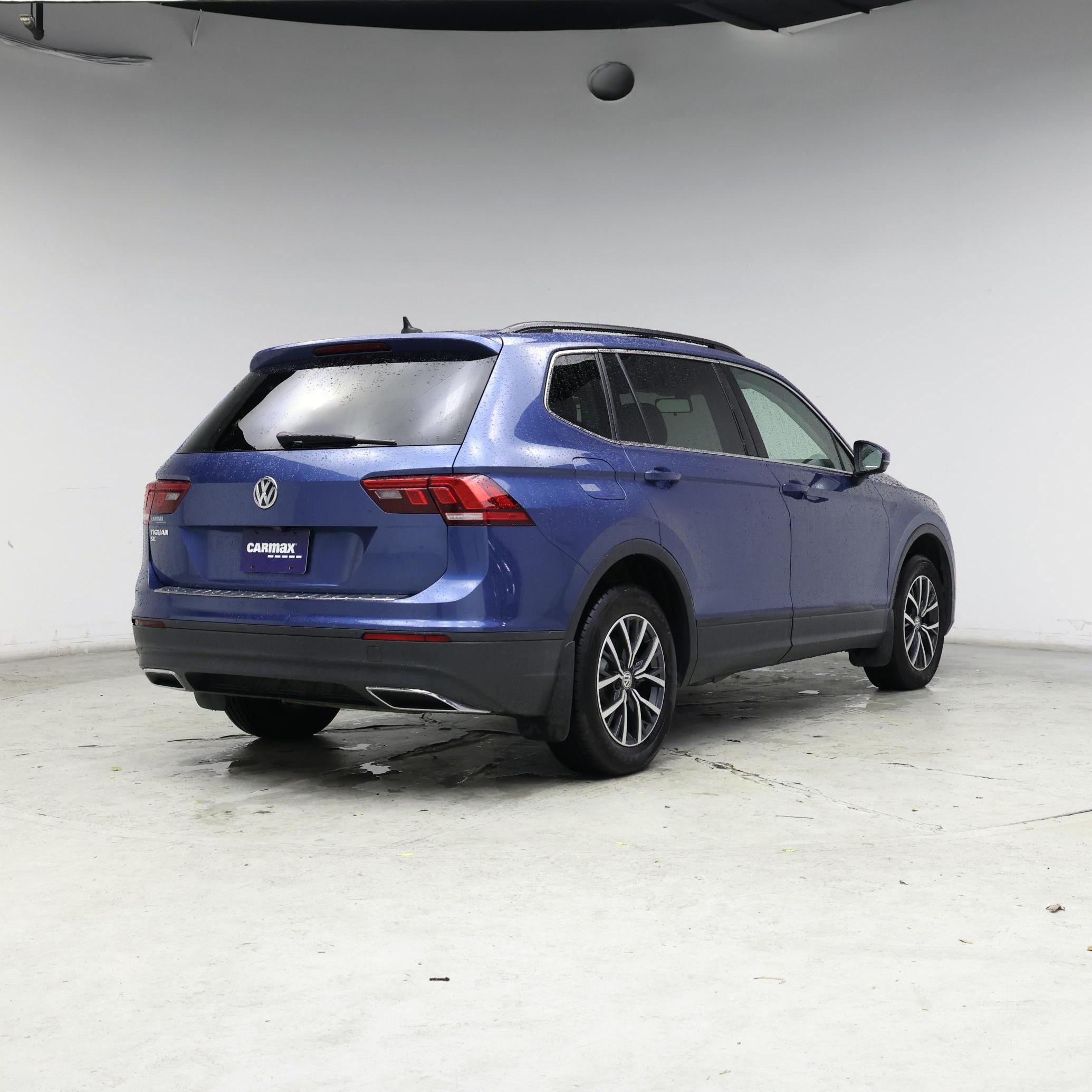 Thumbnail: 2019 Volkswagen Tiguan - 8