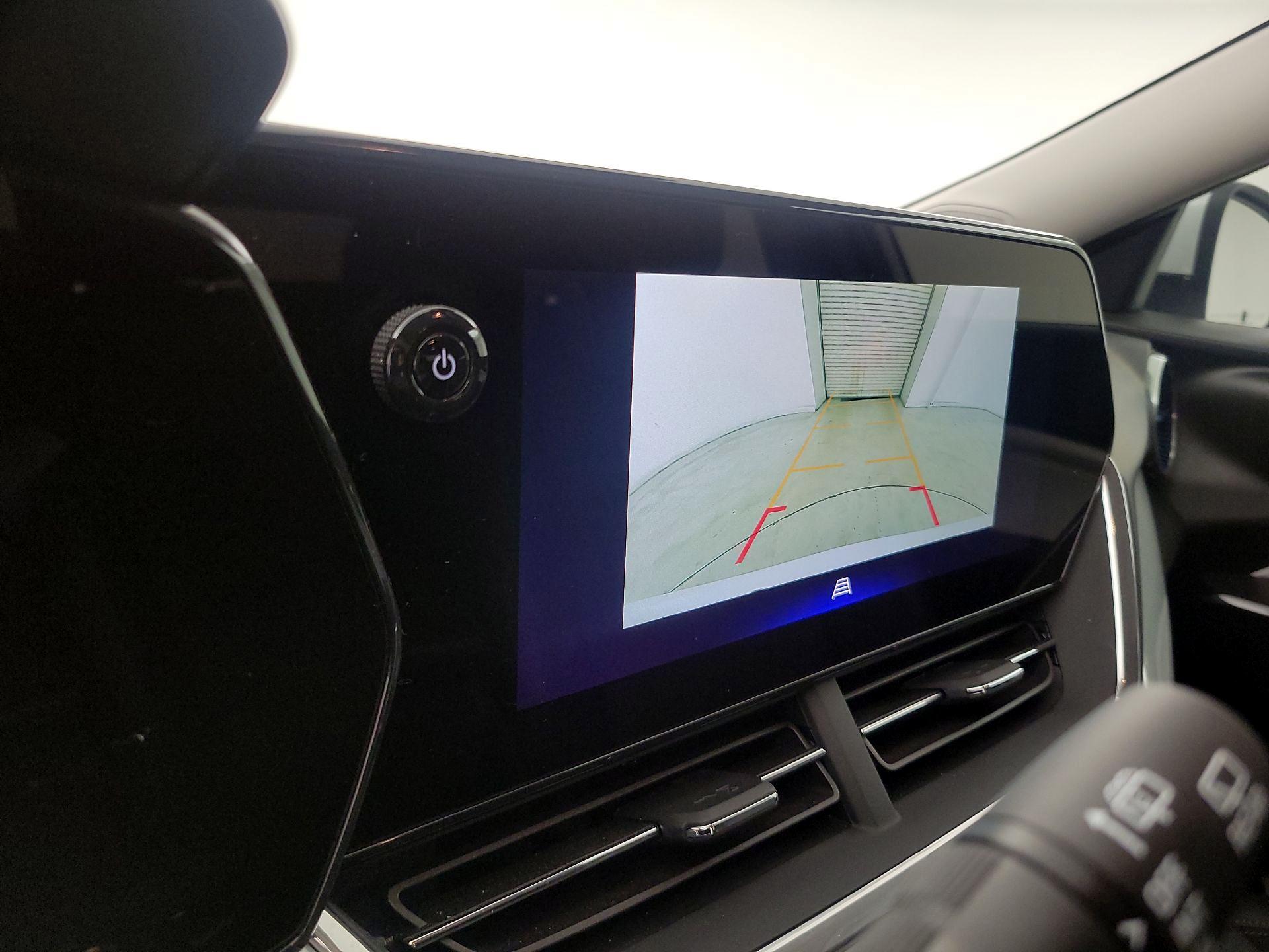 Thumbnail: 2024 Chevrolet Trax - 14