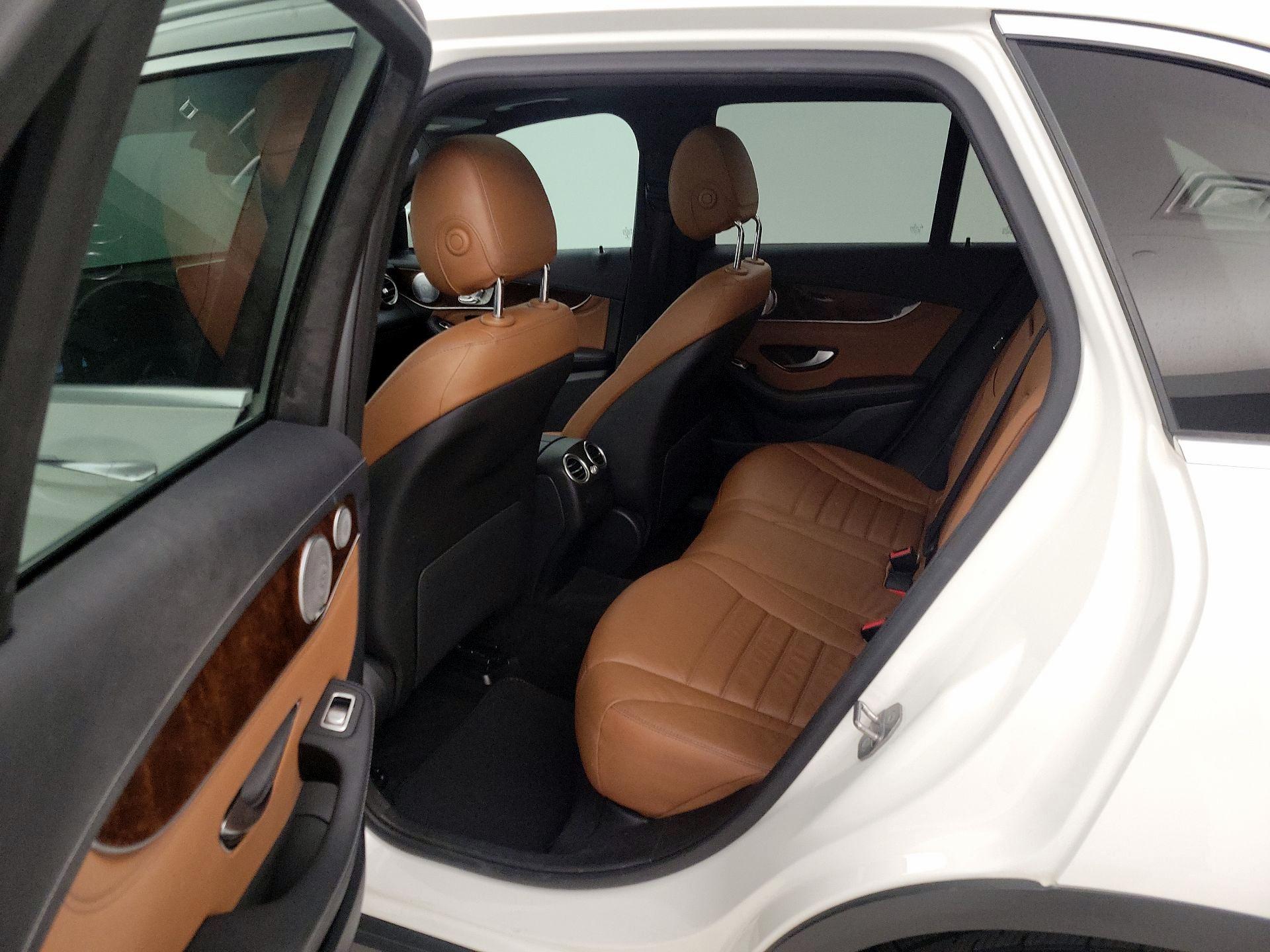 Thumbnail: 2019 Mercedes-Benz GLC - 20