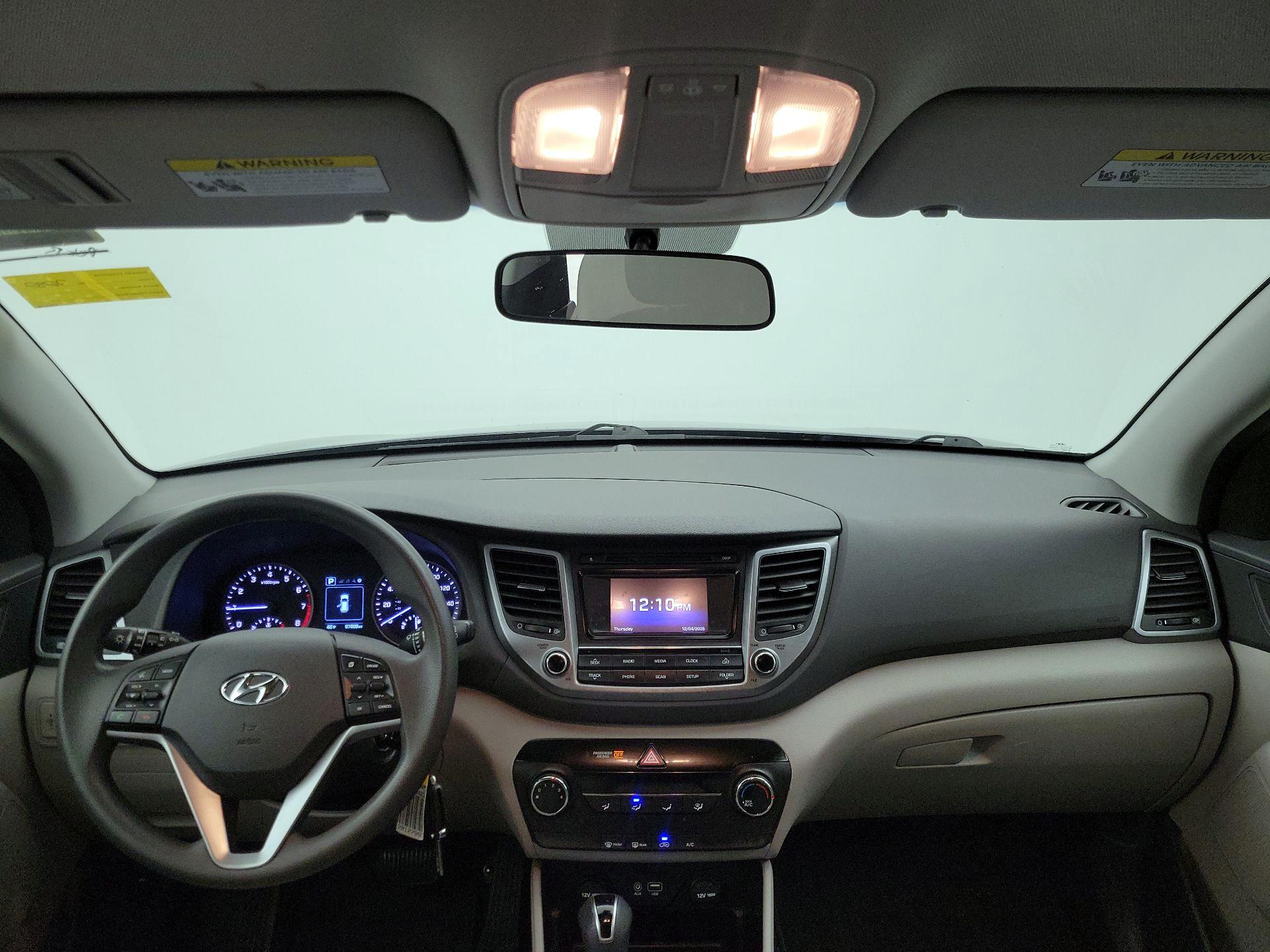 Thumbnail: 2016 Hyundai Tucson - 9