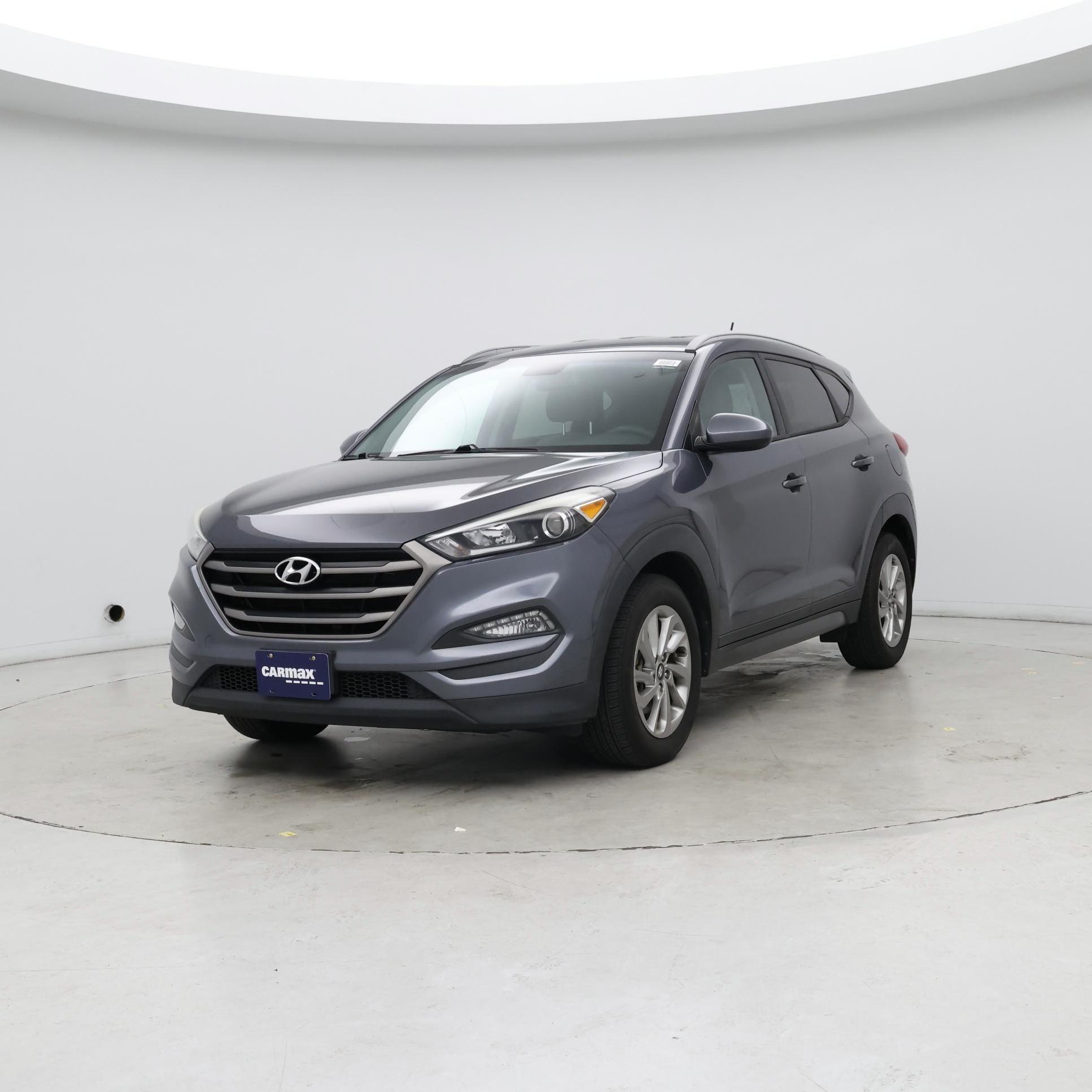 Thumbnail: 2016 Hyundai Tucson - 4